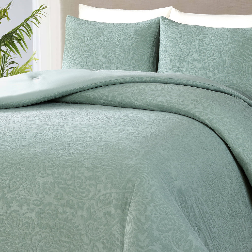 Fluffy Down Alternative 3-Piece Sage Floral Comforter Set, Full/Queen - Cloud-Like Soft Lightweight Bed Comforter Detail