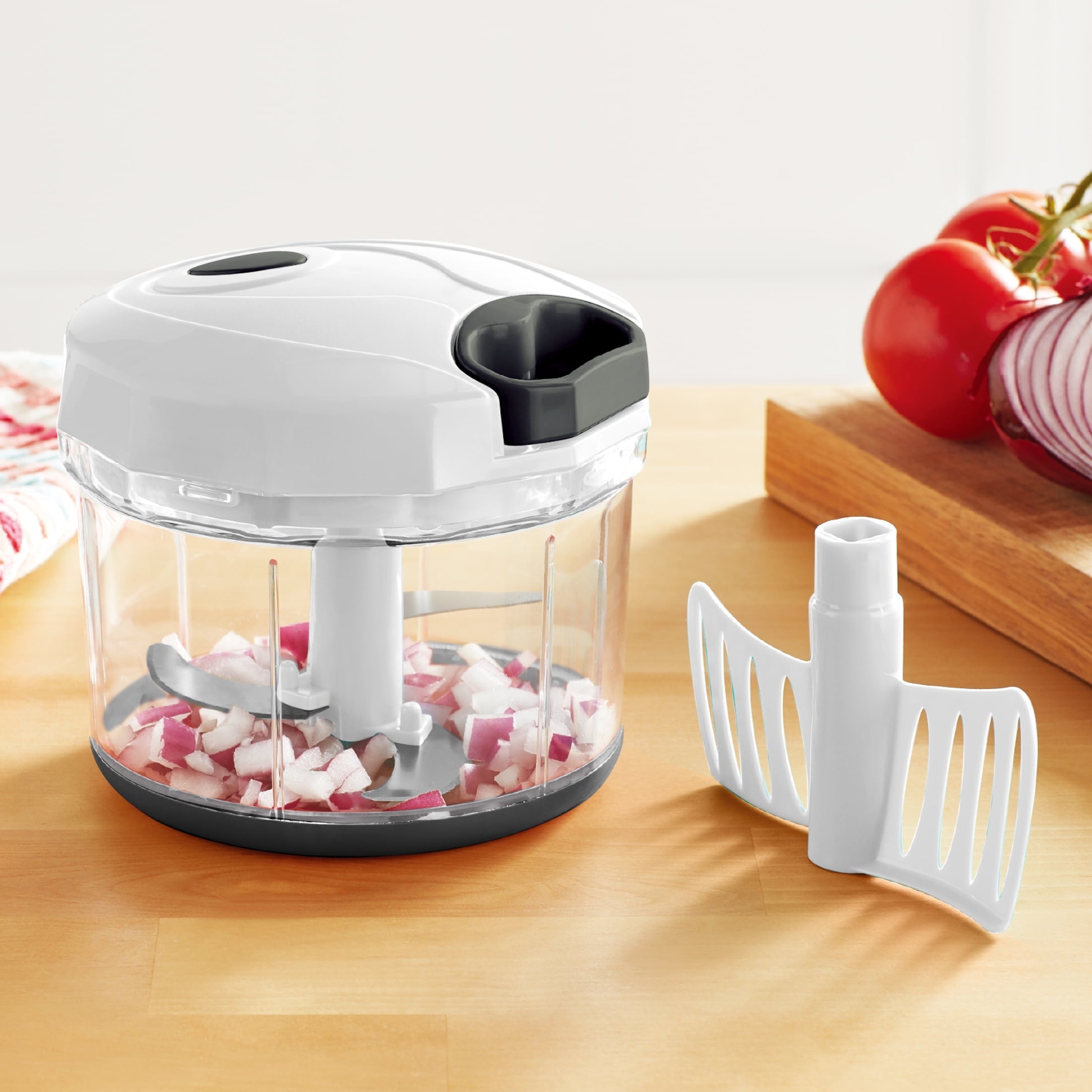 Multi-Functional 1qt Quick Pull Chopper, BPA free , SS Blades, Food Contact Safe Material , White & Grey, Weight 320g - Multi-Functional Manual Food Chopper & Slicer Detail