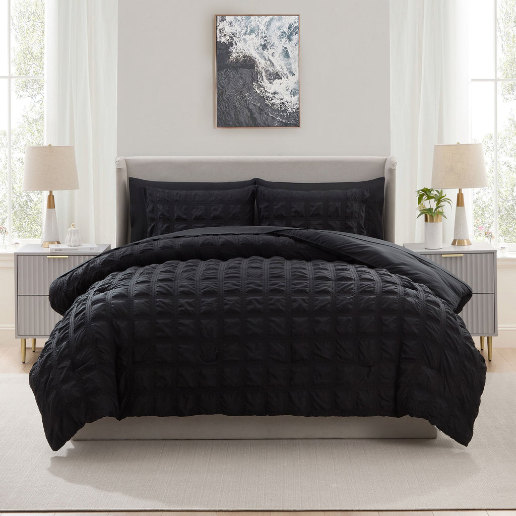 Heavyweight Warmth Queen Comforter Set, Seersucker Queen Size Comforter Set, 7-Pc All Season Bedding Comforter Set, Black - All-Season Down Alternative Comforter Insert Detail