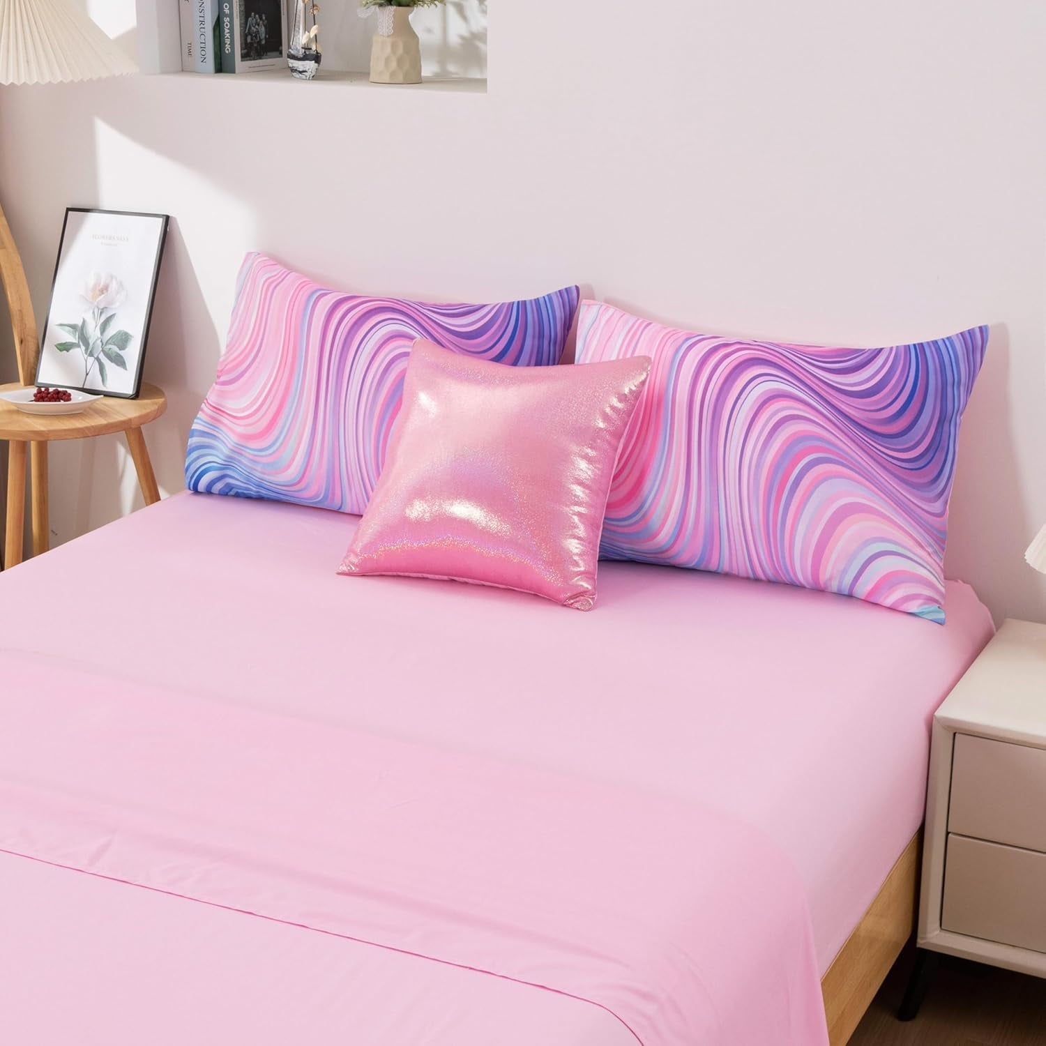 Luxurious Quilted 6 Pieces Gradient Star Ring Comforter Set, Colorful Glitter Rainbow Wave Stripes Pattern Bedding Set for Boys Girls T... - All-Season Down Alternative Comforter Insert Detail