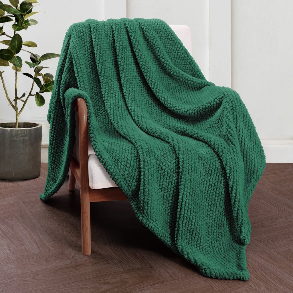 Reversible Sherpa Fuzzy Fleece 50"x70" Throw Blanket for Couch, Fluffy Warm Soft Jacquard Blankets for Fall Winter, Lightweight and Coz... - Cozy Fleece Throw Blanket for Couch & Bed Detail