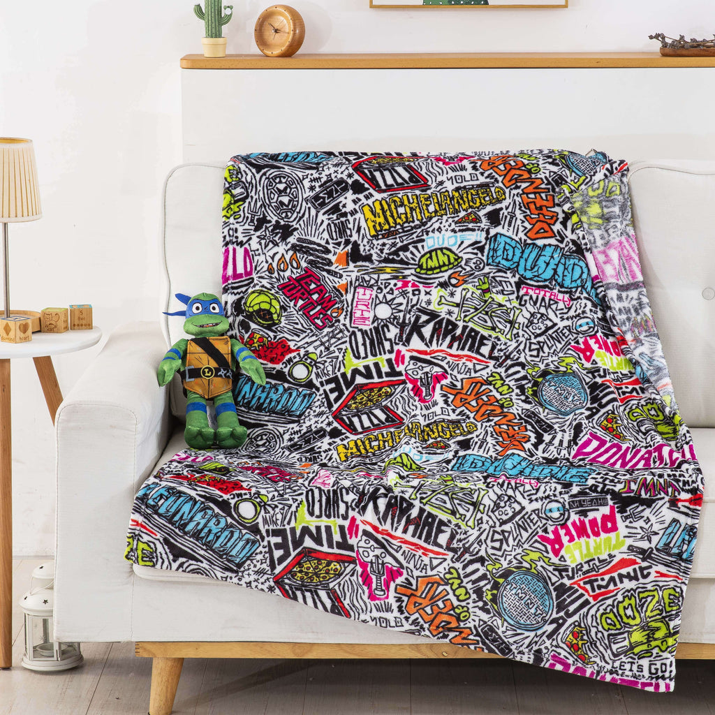 Super Soft Flannel Teenage Mutant Tutles Sketched Out Kids Silk Touch Throw Blanket with Plush Hugger – Ultra Soft Plush Character Pillo... - Super Soft Reversible Sherpa Flannel Blanket Detail