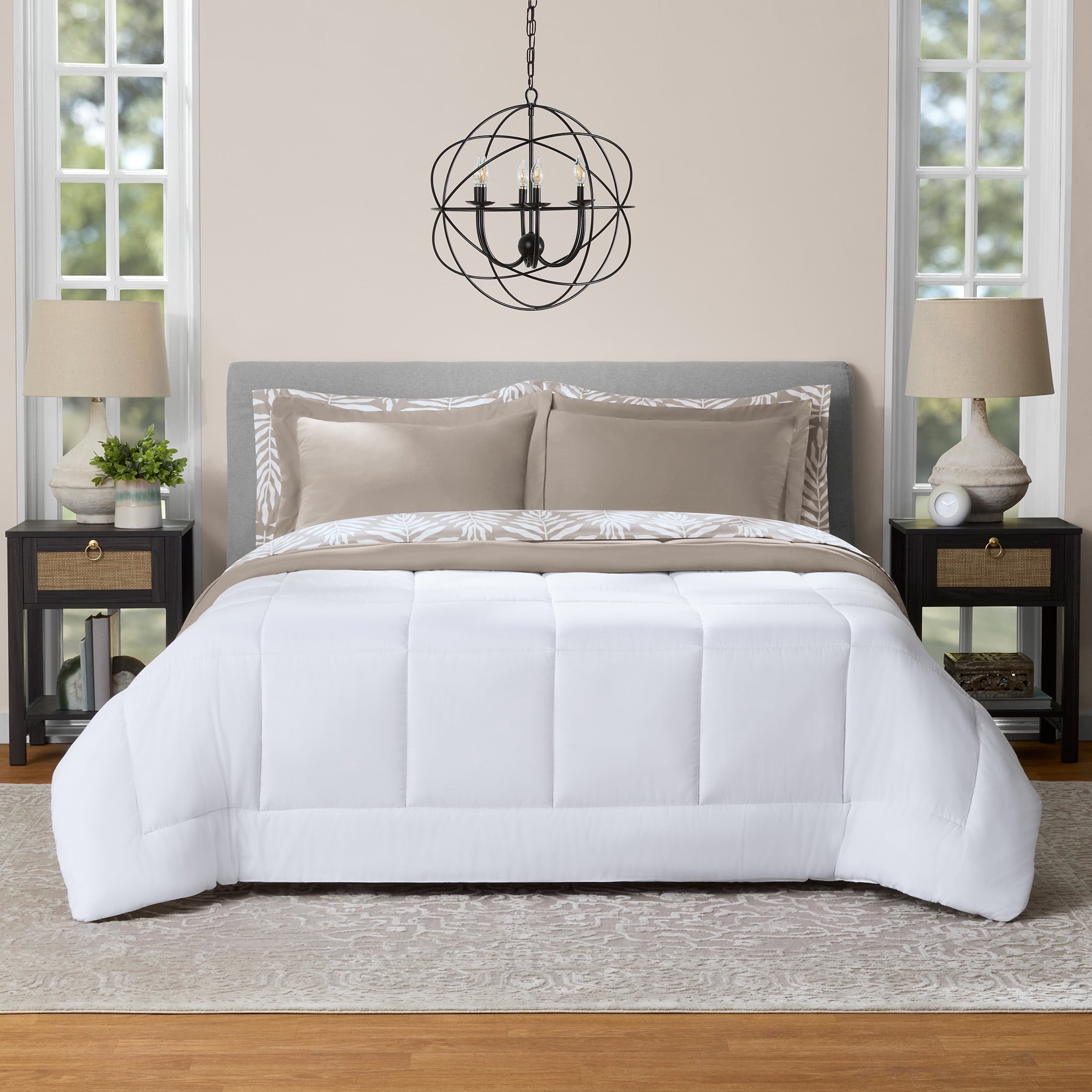 Fluffy Down Alternative All in One Reversible Comforter and Sheet Set- 7 Piece, Queen, Beige Palm - Hypoallergenic Ultra-Fluffy Quilt for Winter Detail