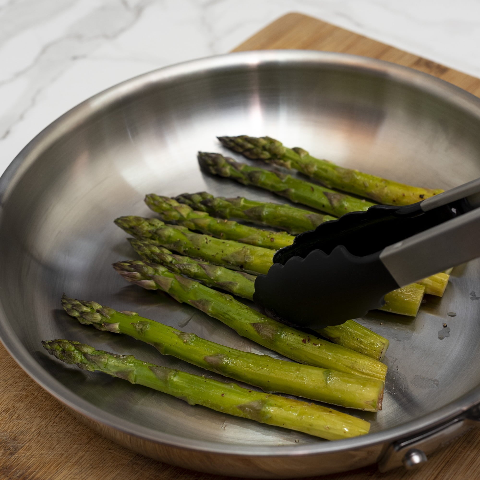 Professional Grade 13 Inch Rust Resistant Nylon End Stainless Steel Dripless Kitchen Tongs - Professional Kitchen Tool for Culinary Enthusiasts Detail