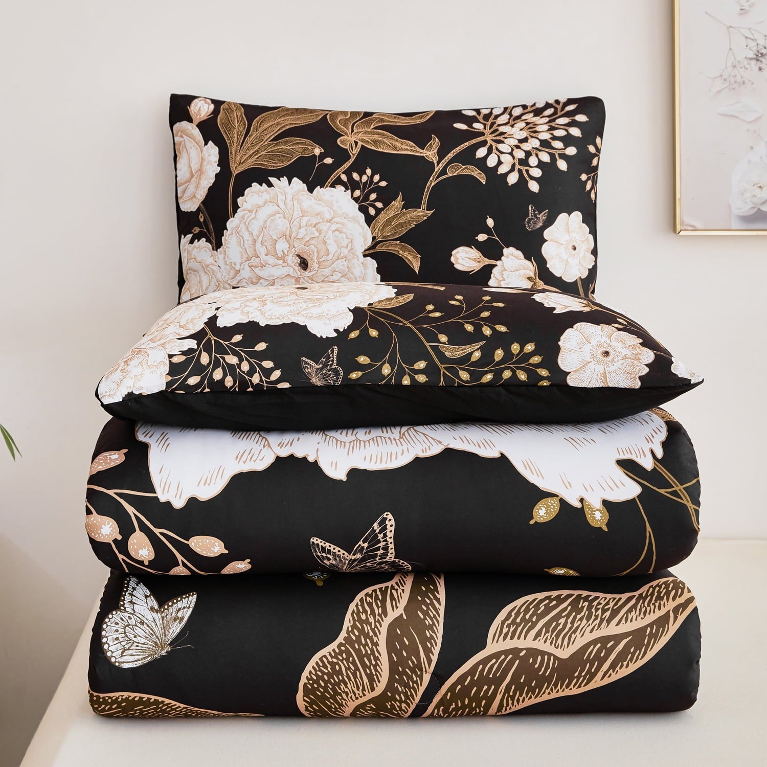 Hypoallergenic Cloud Black Floral Comforter Set Queen, Printed Comforter White Flowers Butterfly Bedding Set, 3 Pieces Botanical Reversibl... - Hypoallergenic Ultra-Fluffy Quilt for Winter Detail