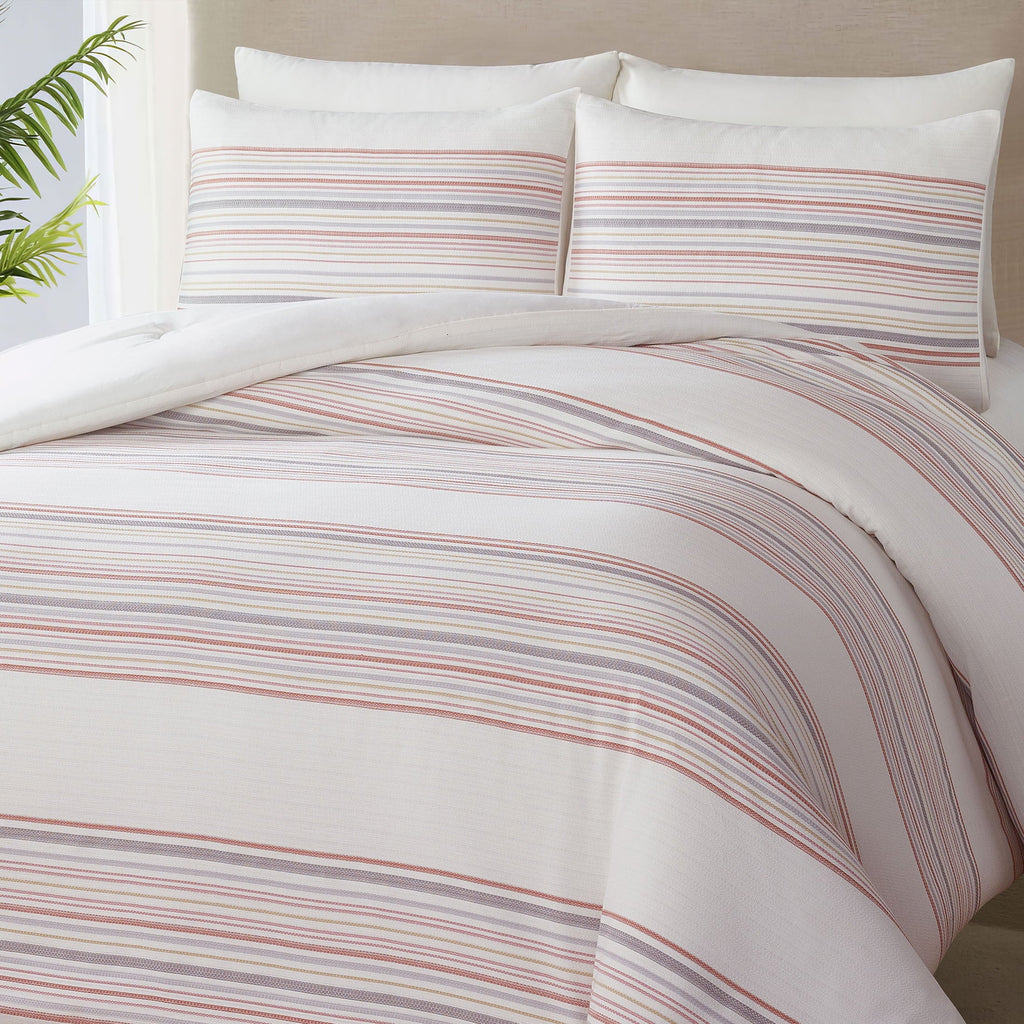 All-Season 3-Piece Red Yarn Dye Stripe Comforter Set, Full/Queen - Cloud-Like Soft Lightweight Bed Comforter Detail