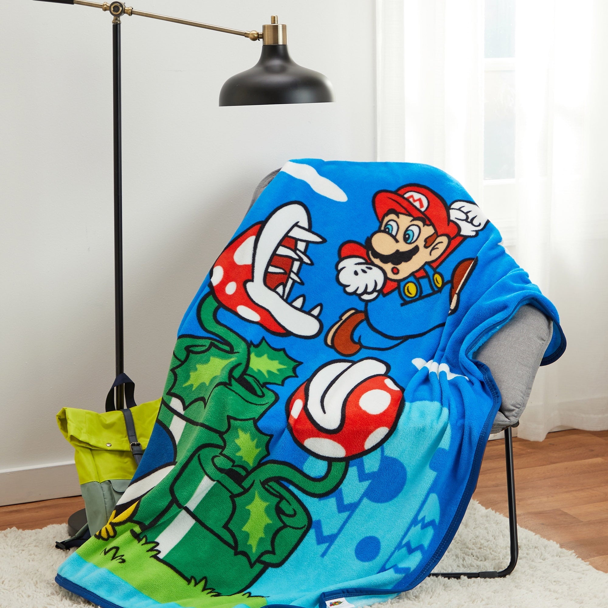 Reversible Sherpa Kids Fleece Throw Blanket 46x60, Nintendo - Super Soft Reversible Sherpa Flannel Blanket Detail