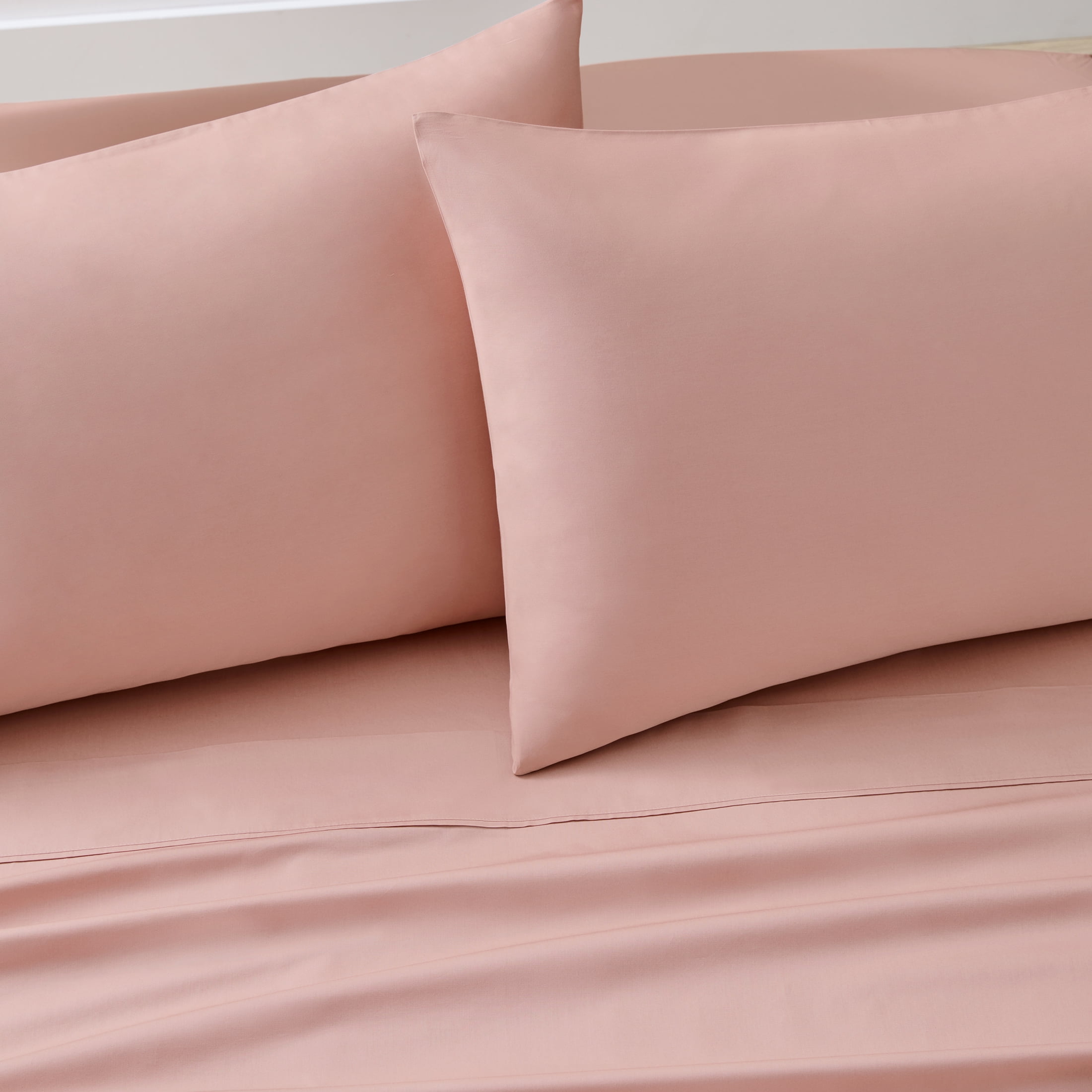 Wrinkle-Resistant 300 Thread Count Cotton Percale 3-Piece Antique Blush Bed Sheet Set, Twin - Breathable Egyptian Cotton Flat & Fitted Sheets Detail