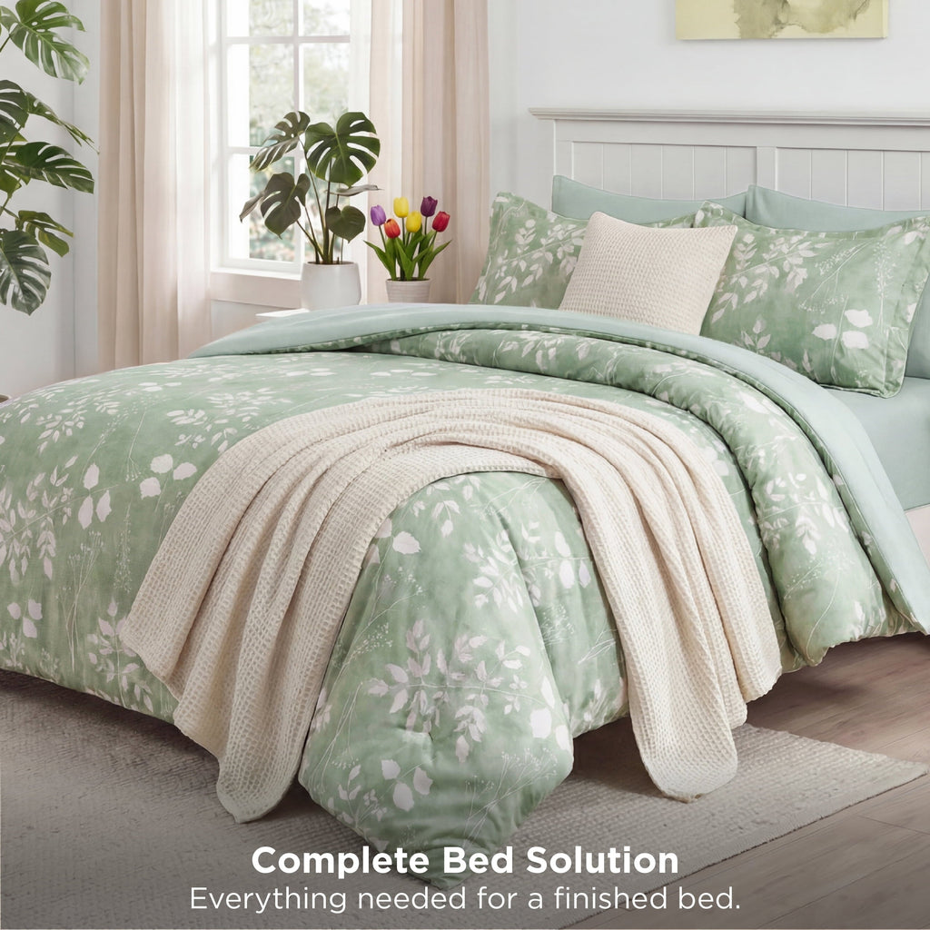 Fluffy Down Alternative Queen Comforter Set Sage Green, Bed in a Bag Queen Size Bedding, 7-Pieces Botanical Flowers Spring Comforter, Sheets,... - Hypoallergenic Ultra-Fluffy Quilt for Winter Detail
