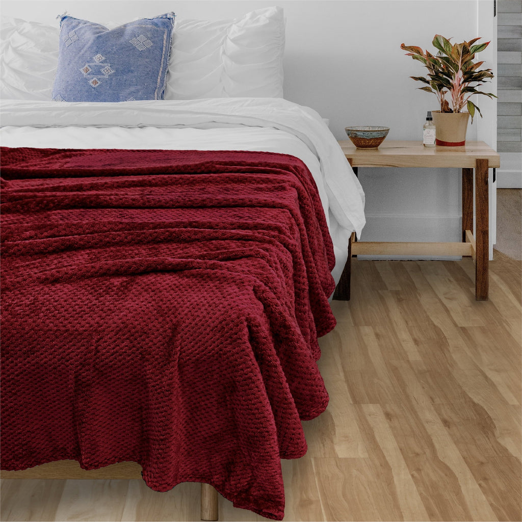 Cozy Fleece Maroon Red Throw Blanket for Couch, Twin Bed, Soft Fleece Throws for Sofa Chair, Fuzzy Waffle Textured Blanket, Cozy ... - Super Soft Reversible Sherpa Flannel Blanket Detail