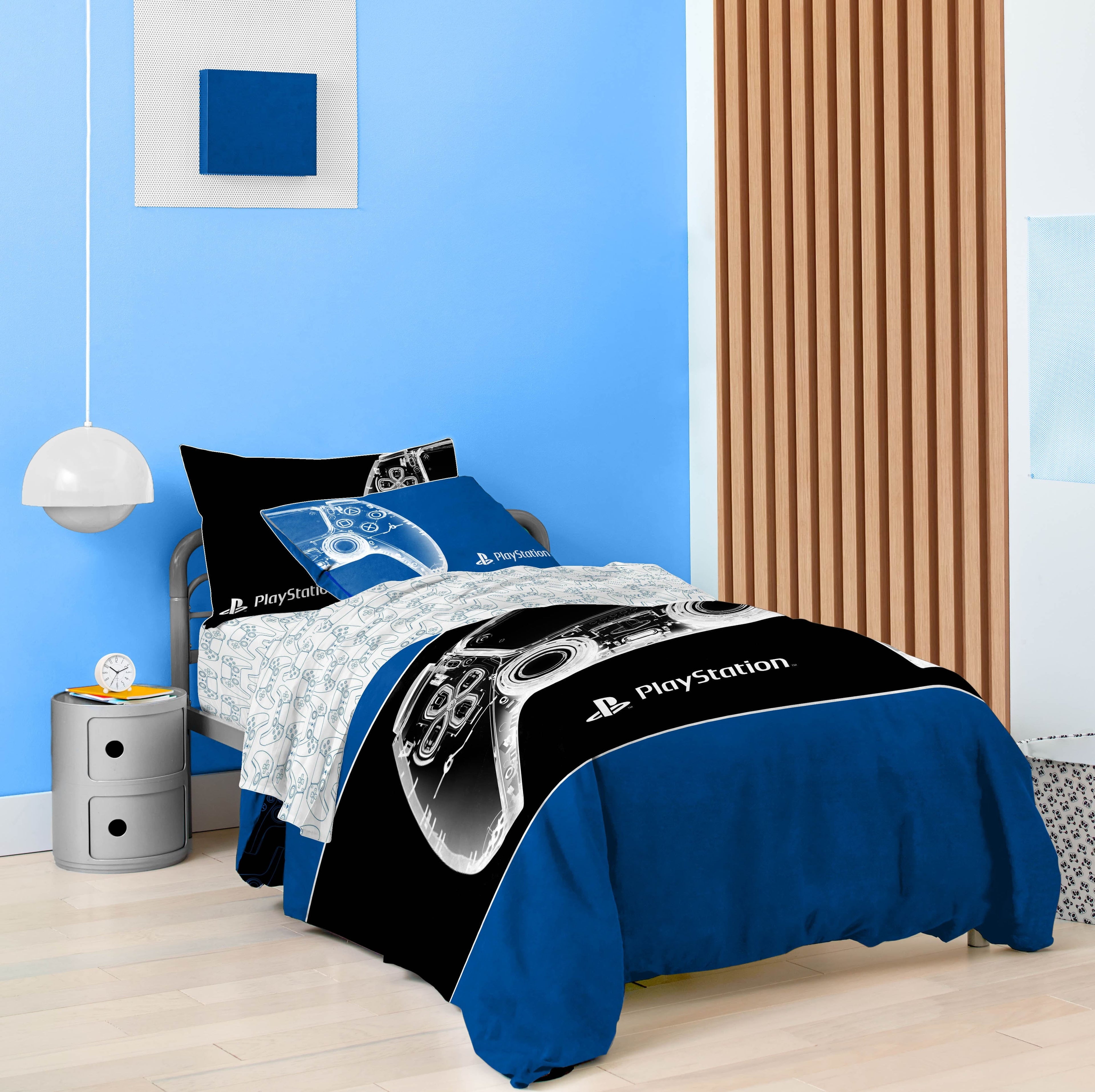 All-Season X-Ray Kids 2 Piece Blue Reversible Comforter and Pillowcase Set, Twin/Full - Cloud-Like Soft Lightweight Bed Comforter Detail
