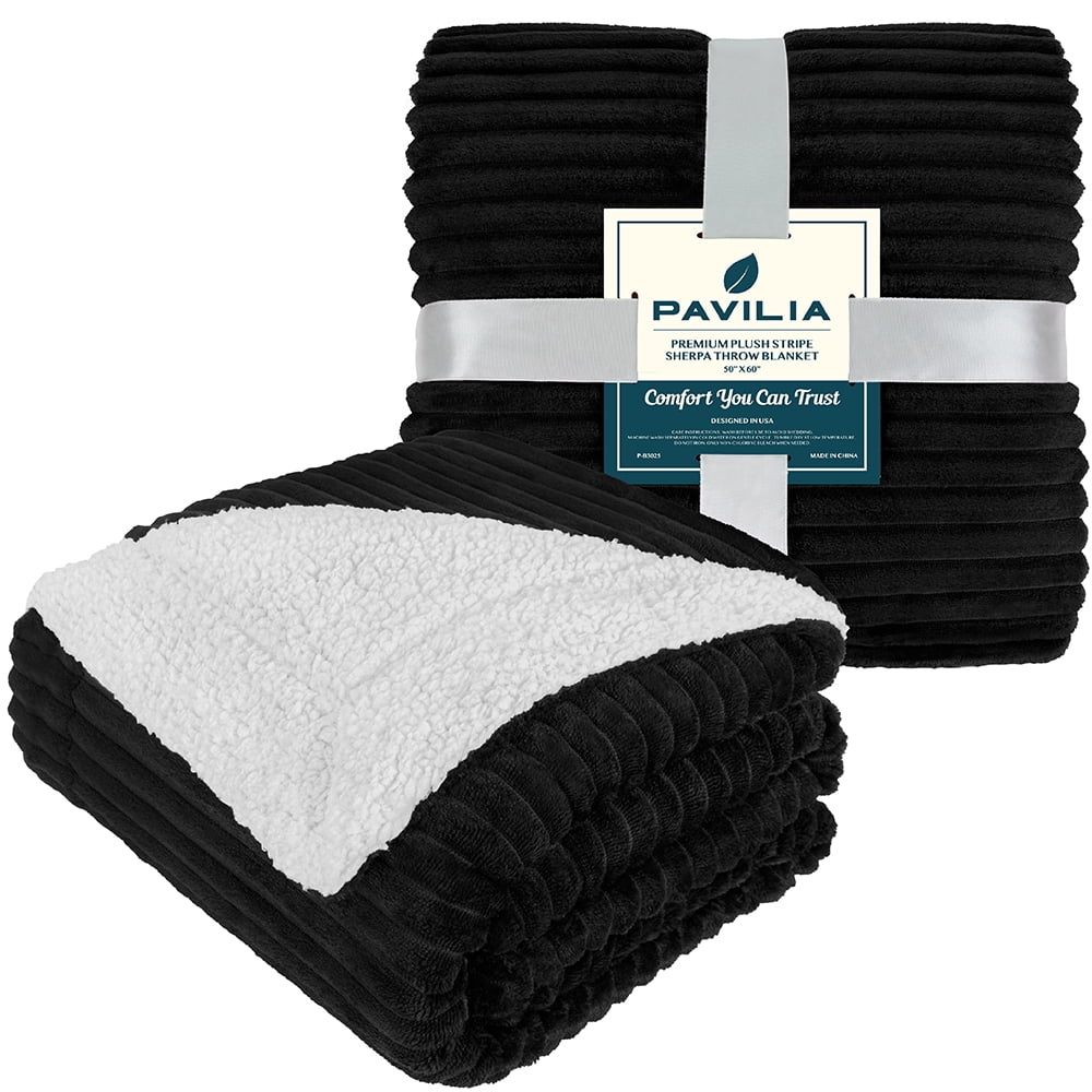 Cozy Fleece Reversible Sherpa Fleece Throw Blanket Black, Plush Flannel Throw, Ultra Soft Warm Ribbed Microfiber Blanket for Sofa... - Super Soft Reversible Sherpa Flannel Blanket Detail