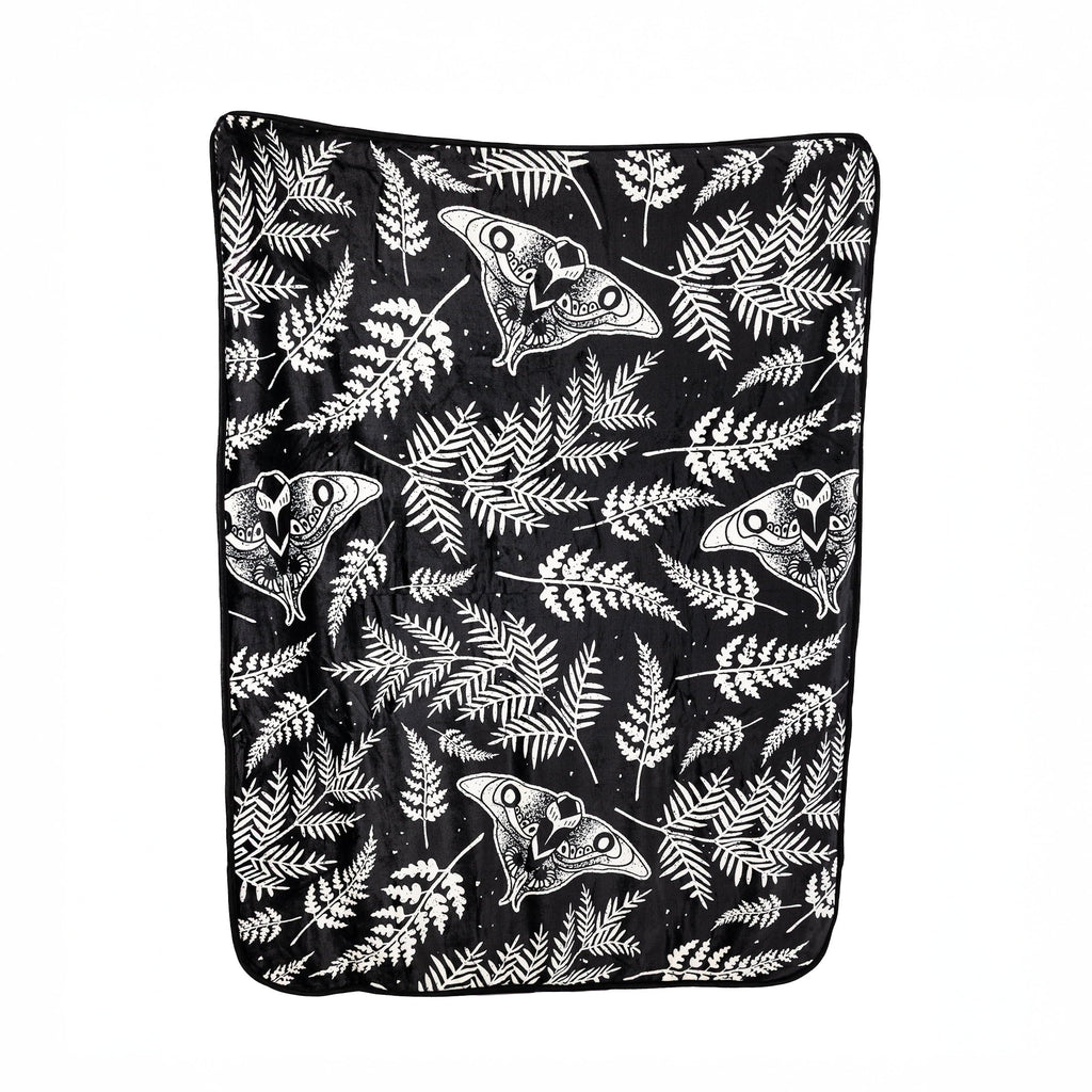 Super Soft Flannel Black and White Polyester Throw Blanket, 50" X 60" - Lightweight Plush Warm Blanket for All Seasons Detail