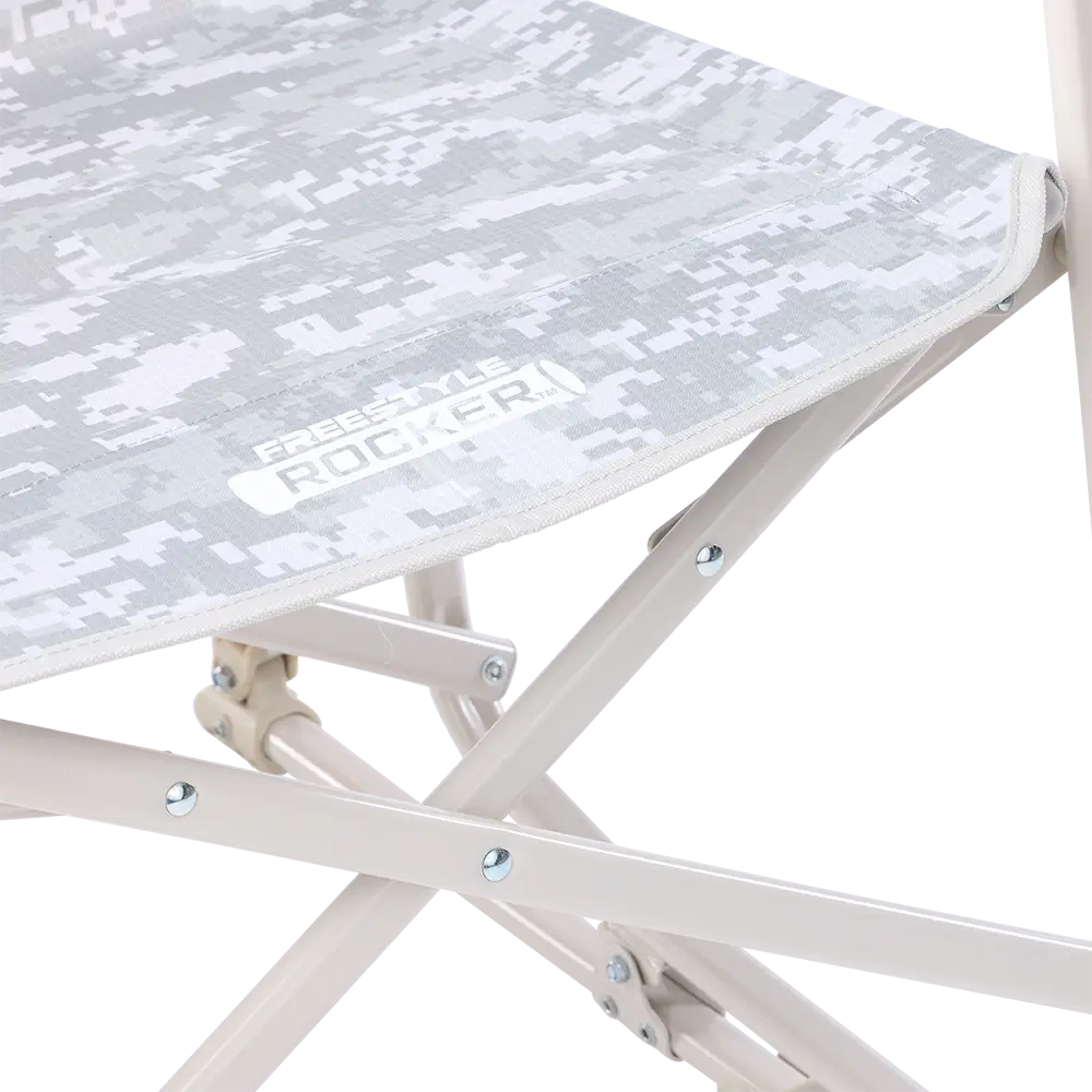 Smooth Motion Freestyle Rocker Elite - Choice 460 - Heavy-Duty Kickback Rocker with Beverage Holder Detail