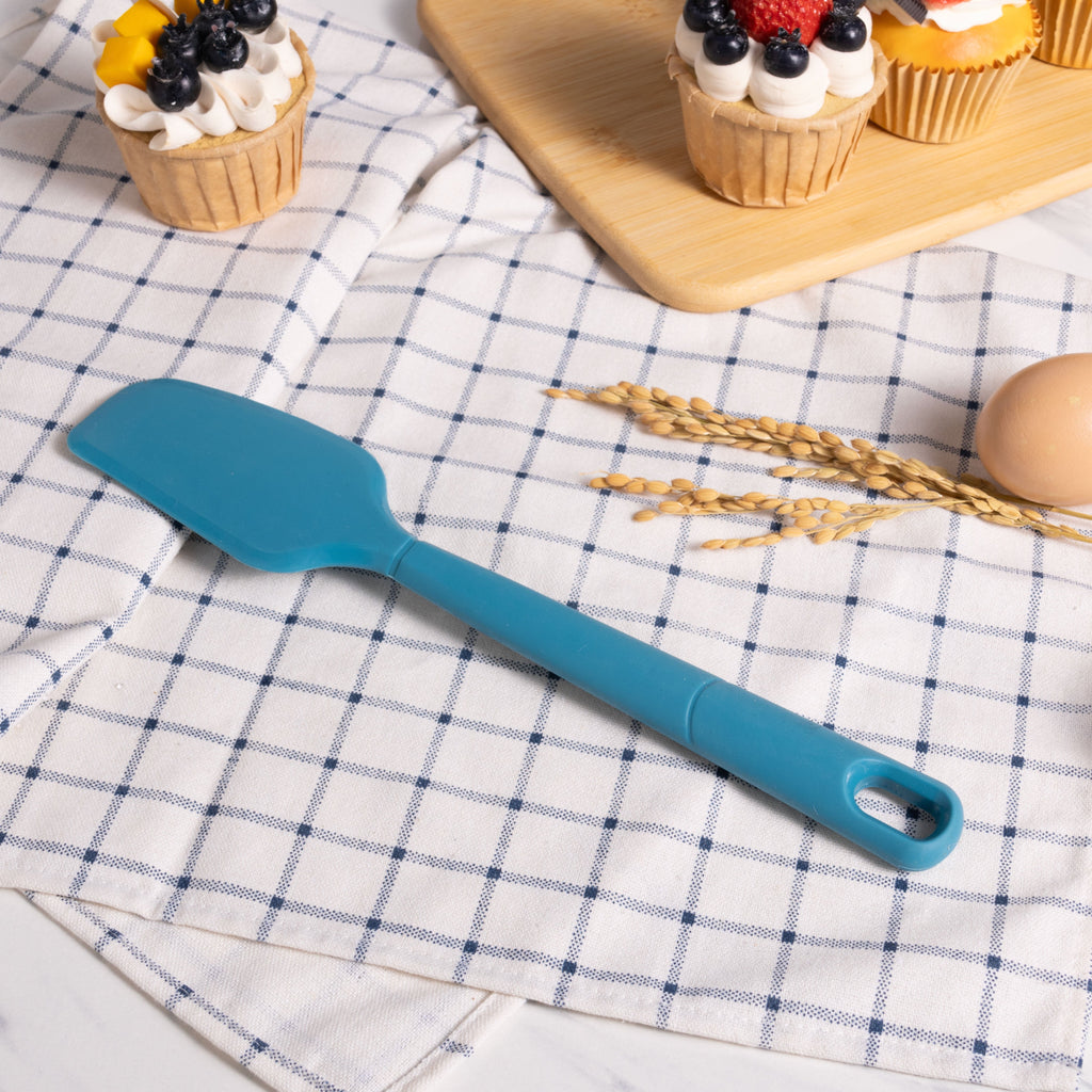 Chef-Quality Silicone Food- Grade Blue 10.55" L Kitchen Spatula - High-Precision Culinary Tool for Baking & Cooking Detail