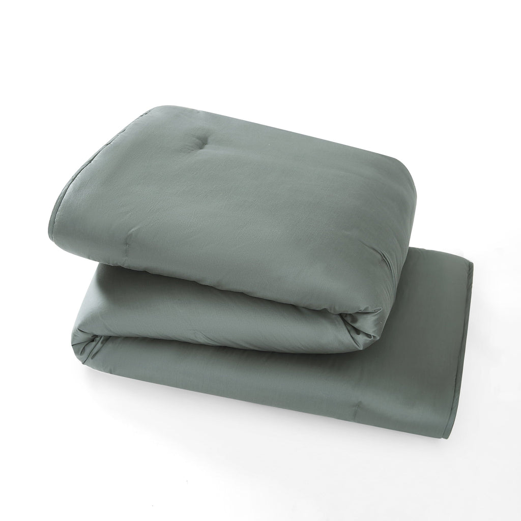 Luxurious Quilted 3-Piece 400 Thread Count Flag Stone Green Cotton Lyocell Blend Comforter Set, Adult King - Hypoallergenic Ultra-Fluffy Quilt for Winter Detail