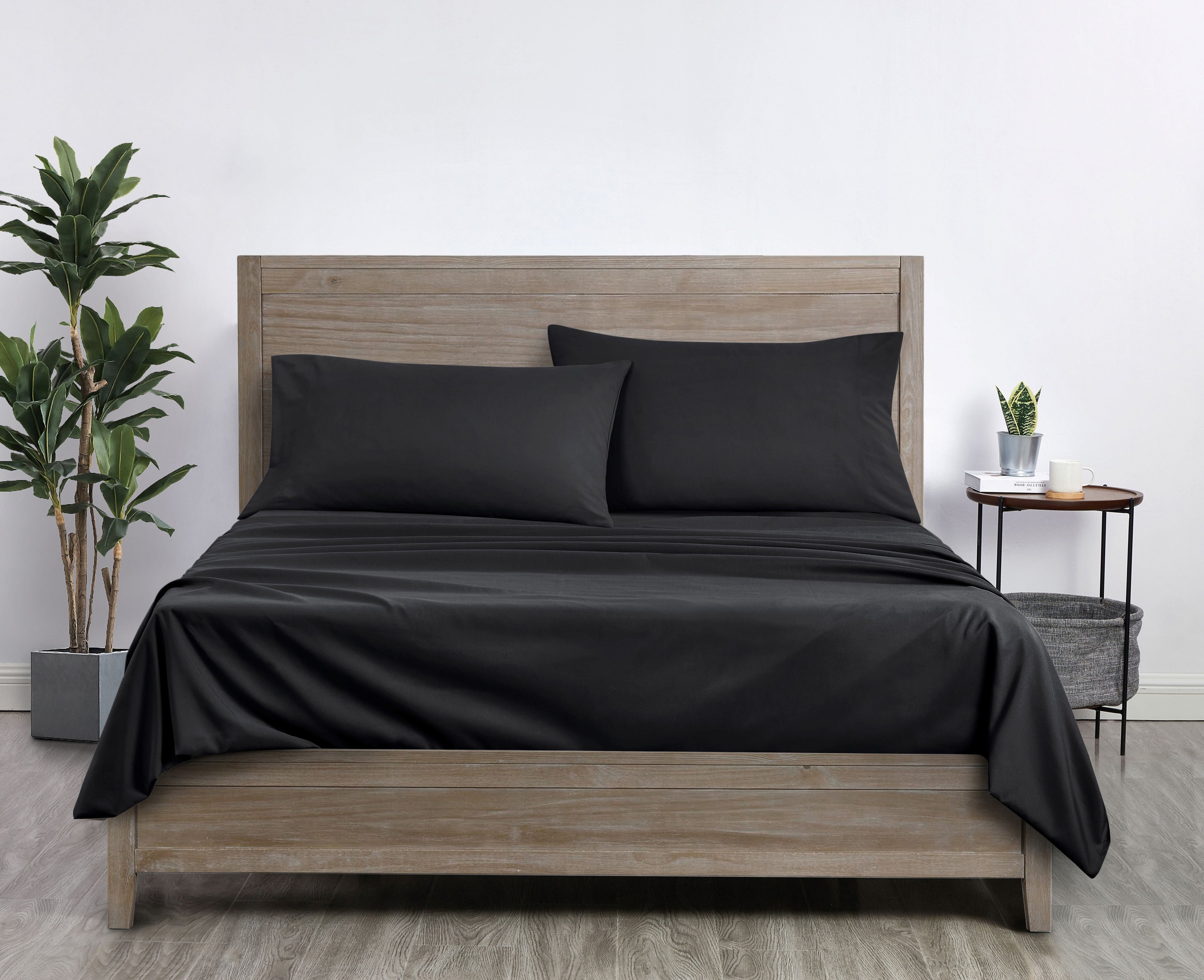 Breathable Luxury Microfiber Bed Sheet Set, Queen, Rich Black, 4 Piece - Luxury Bed Sheet Set with Deep Pockets Detail