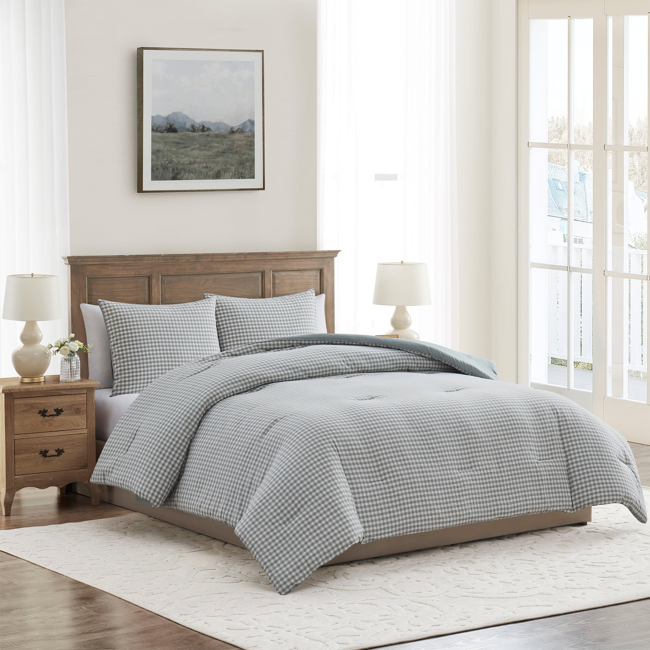 Luxurious Quilted Full/Queen Comforter Set, All-Season, 3-Piece, Green Gingham Plaid - Luxurious Quilted Duvet Cover Set Detail