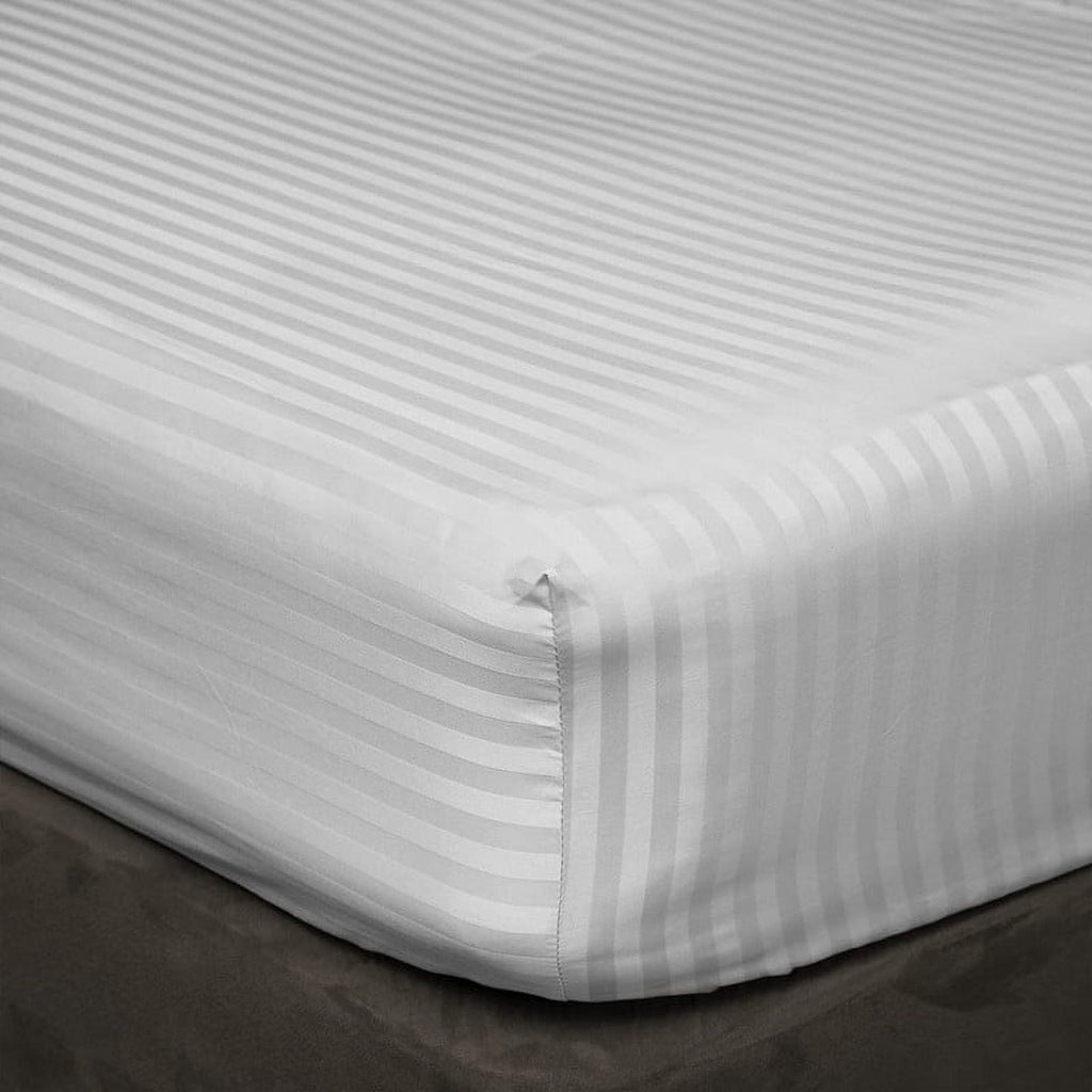 Cooling Sateen 4 Piece 100% Egyptian Cotton Bed Sheets Set - Luxury Soft & Sheets - Deep Pocket of 16" Inch - Hotel Style Silky Bedd... - Luxury Bed Sheet Set with Deep Pockets Detail