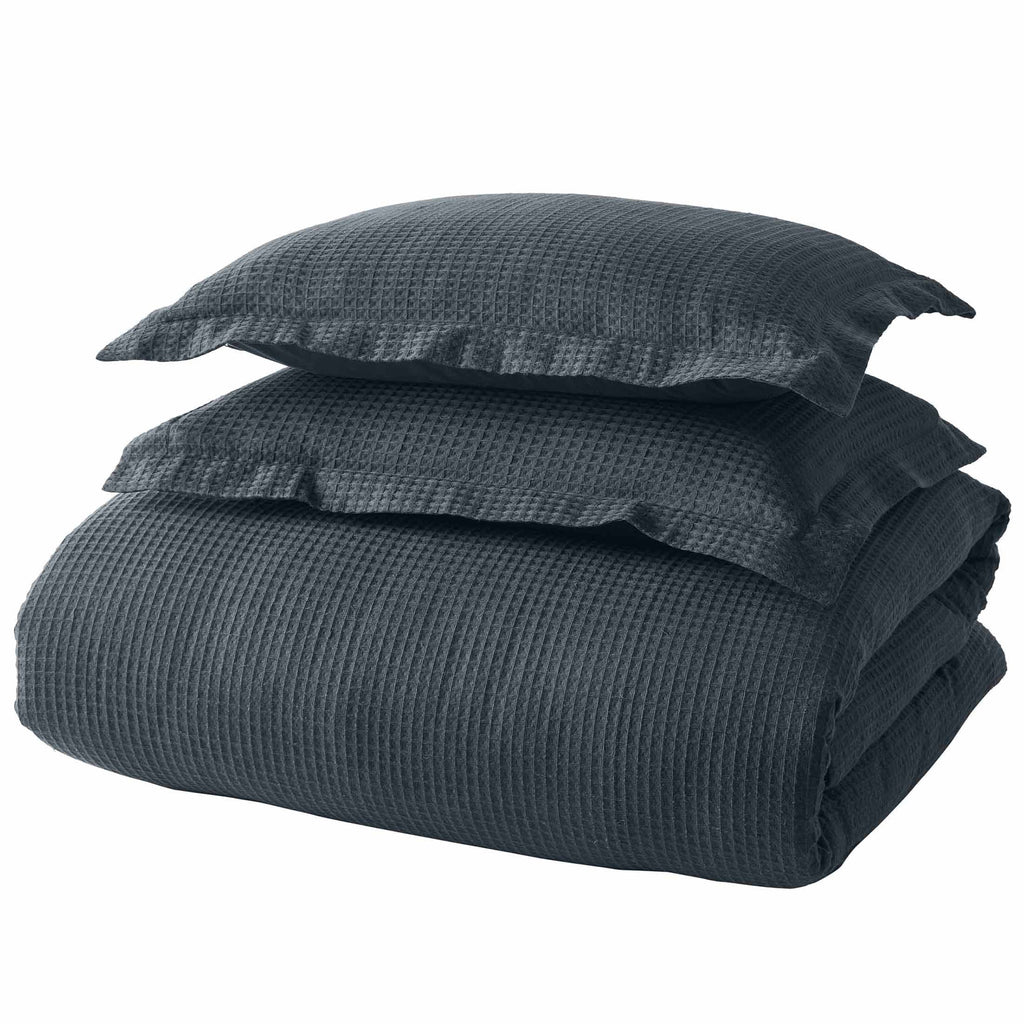 Fluffy Down Alternative 3-Piece Grey Waffle Comforter Set, Adult Full/Queen - Luxurious Quilted Duvet Cover Set Detail