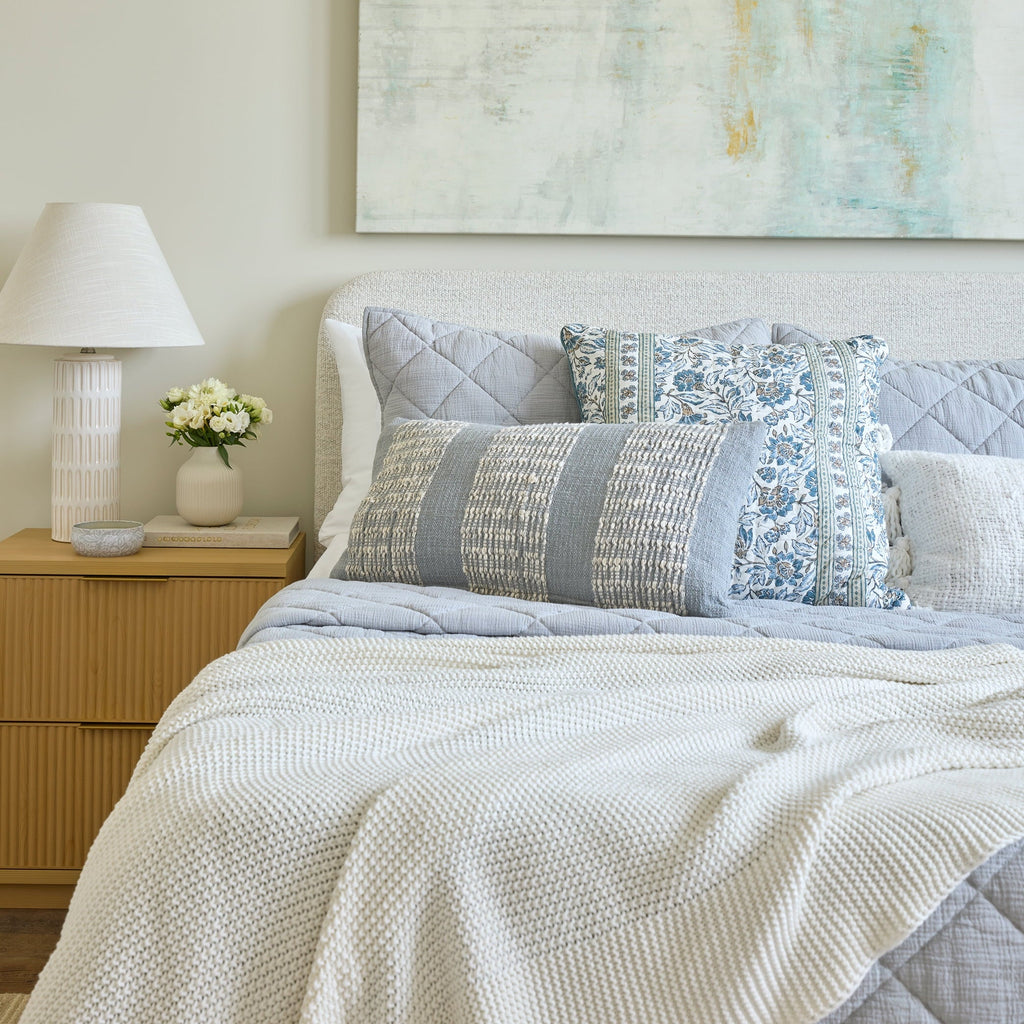 Super Soft Flannel Chunky Knit Papyrus Throw, Cotton-Blend, 50"x60", 2.3 lb, All Ages - Super Soft Reversible Sherpa Flannel Blanket Detail
