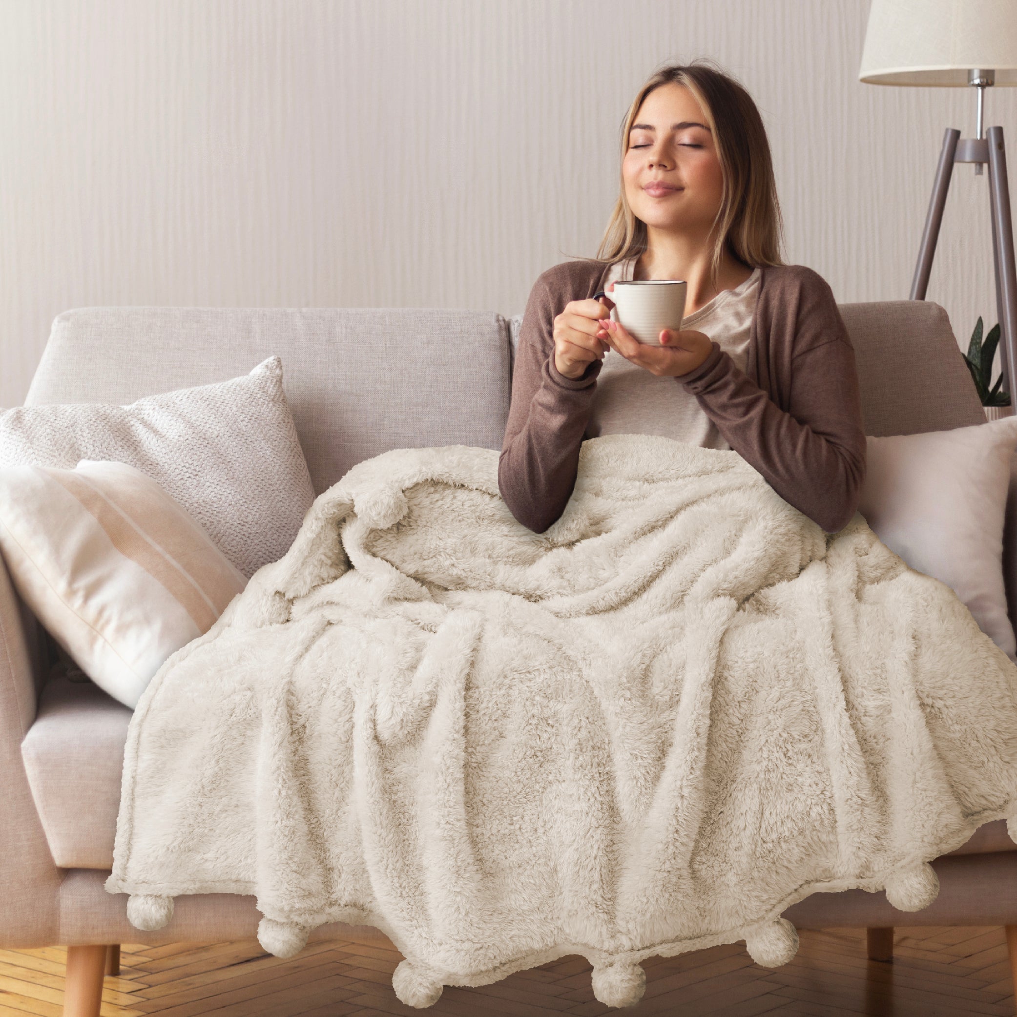 Lightweight Warm Ivory Cream Sherpa Throw Blanket with Soft Pom Pom Fringe, Plush Cozy Warm Blankets for Couch Bed Sofa, Fuzzy Fleece ... - Super Soft Reversible Sherpa Flannel Blanket Detail