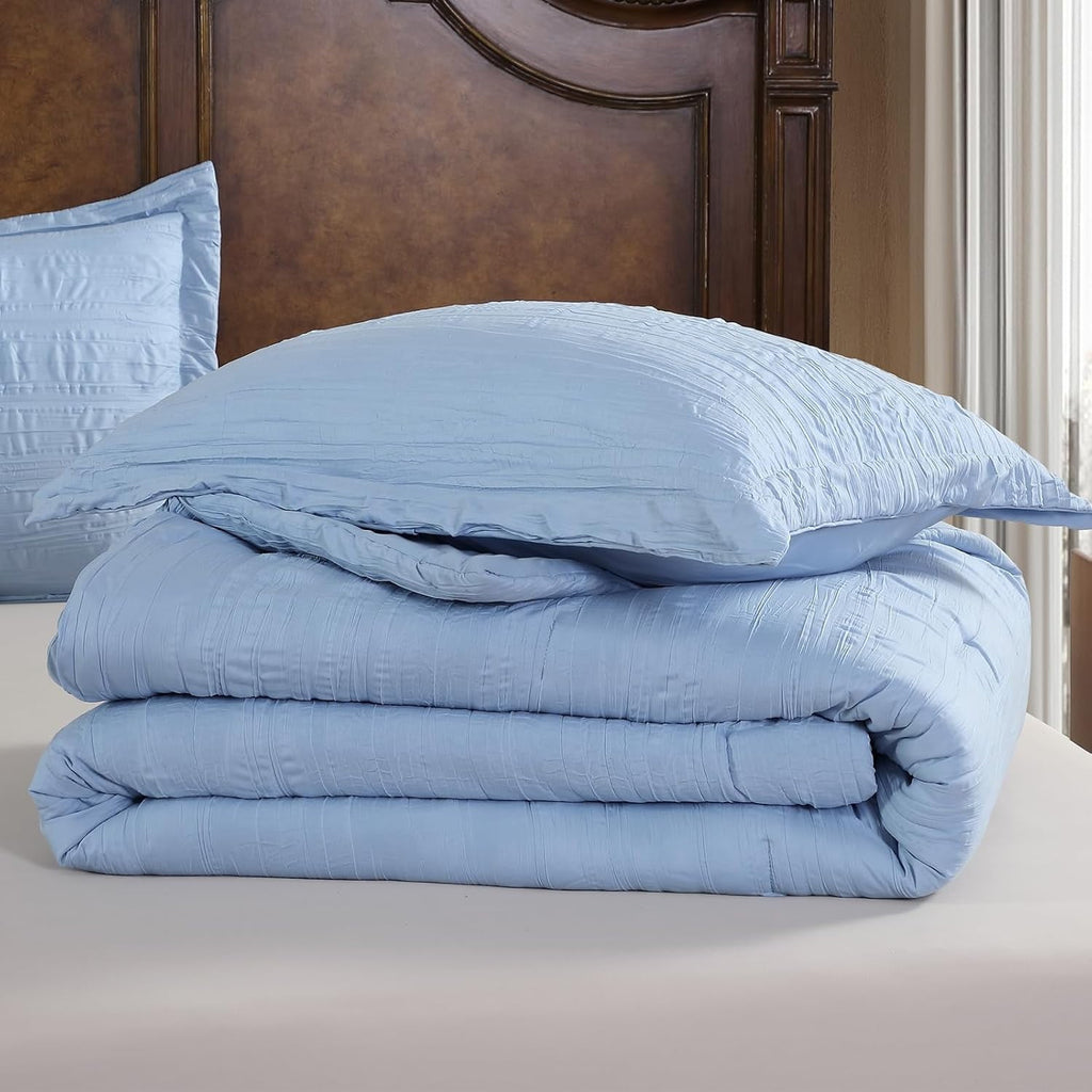 All-Season Queen Comforter Set Chambray Blue, 3 Pieces Comforter Set, All Season Lightweight Soft Embossed Bedding (86" x 88" Co... - All-Season Down Alternative Comforter Insert Detail