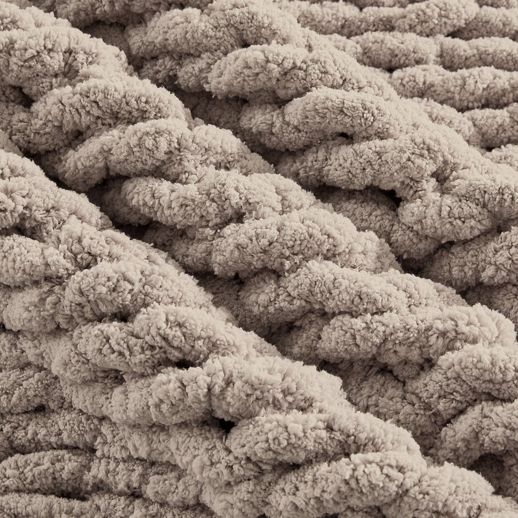 Cozy Fleece Chunky Knit Throw Blanket Handmade Soft Throws for Couch Sofa Bed, 50" x 60" Taupe - Cozy Fleece Throw Blanket for Couch & Bed Detail