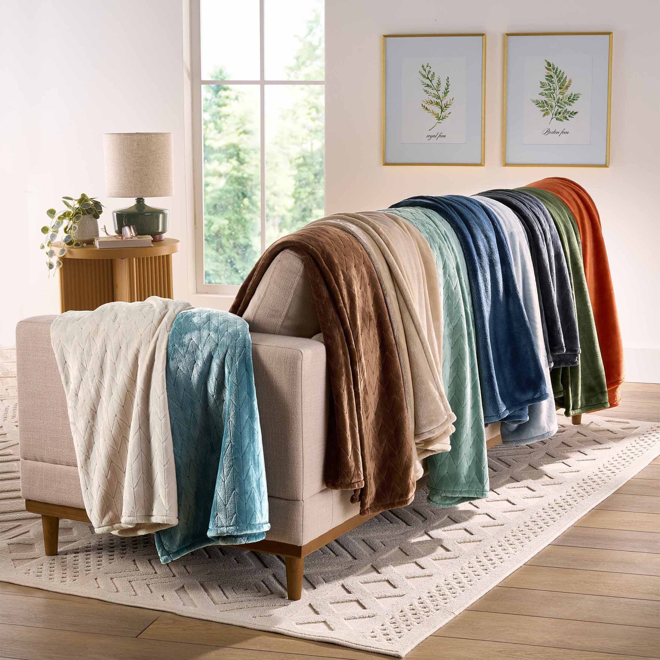 Decorative Knitted Textured Velvet Plush Soft Fleece Throw Blanket, Oversized, Greystone - Super Soft Reversible Sherpa Flannel Blanket Detail