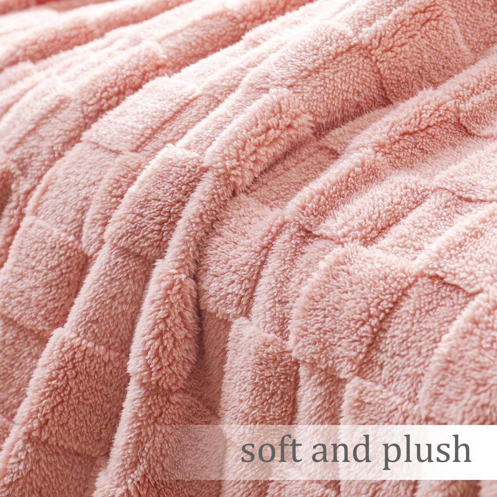 Super Soft Flannel Fleece Throw Blanket for Couch, Super Soft Warm Lightweight Checkered Pattern Blanket for All Seasons, Pink, 50"x60" - Cozy Fleece Throw Blanket for Couch & Bed Detail