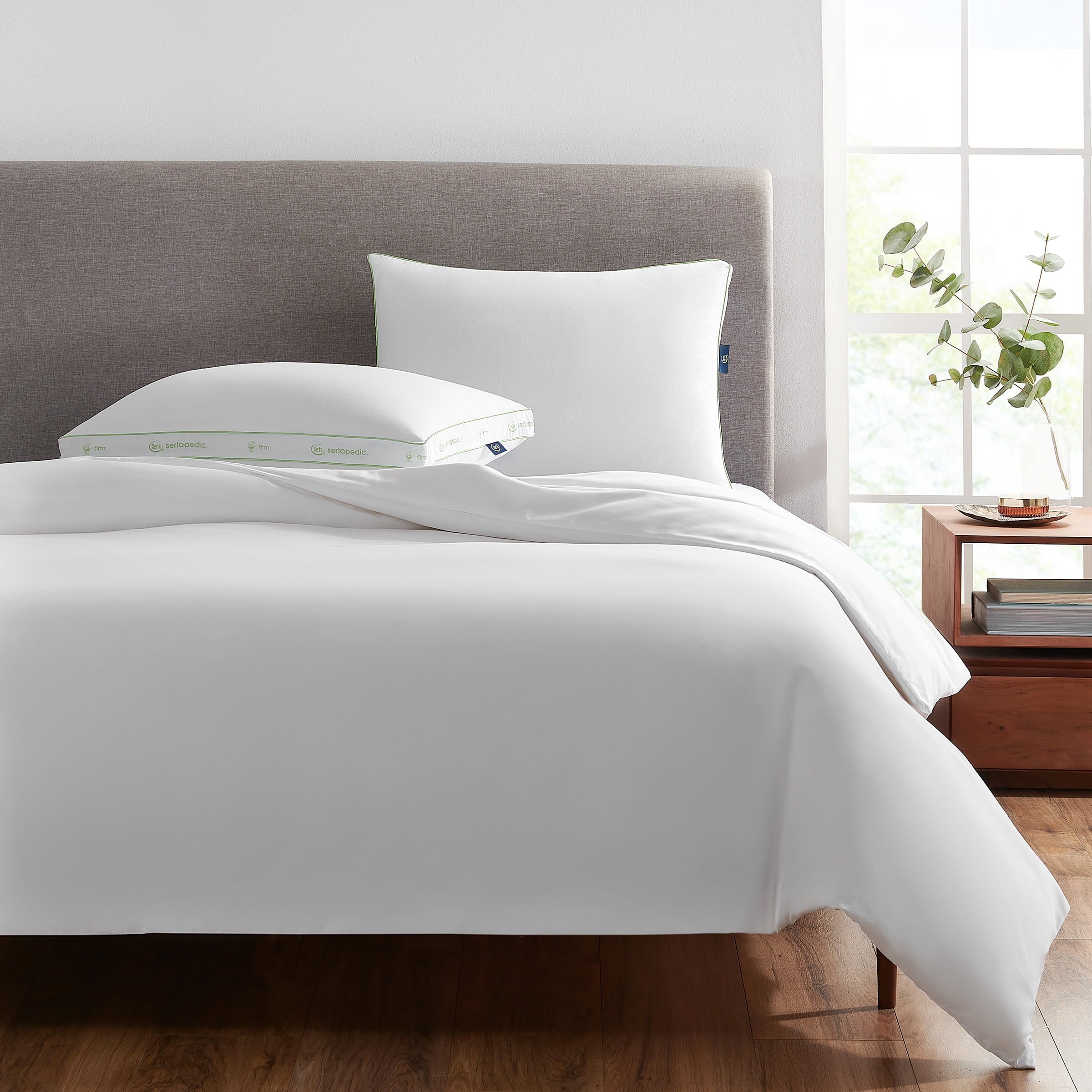 Decorative Plump Firm Bed Pillow, Standard/Queen, 2 Pack - Orthopedic Shredded Foam Bed Pillow Set Detail