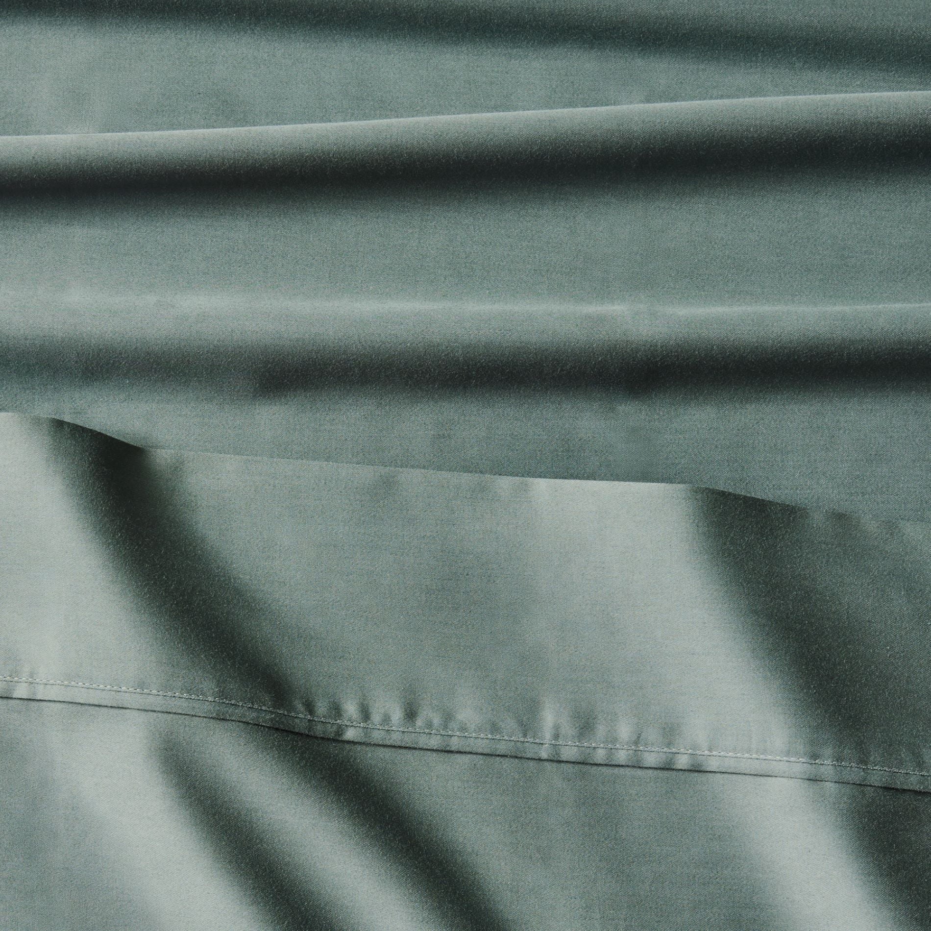 Ultra-Soft 4-Piece 300 Thread Count Green Ash Cotton Sateen Bed Sheet Set, Cali King - Breathable Egyptian Cotton Flat & Fitted Sheets Detail