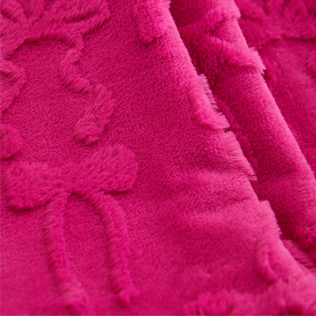 Super Soft Flannel Gen Z 50" x 60"Carved Bow Faux Fur Throw - Lightweight Plush Warm Blanket for All Seasons Detail