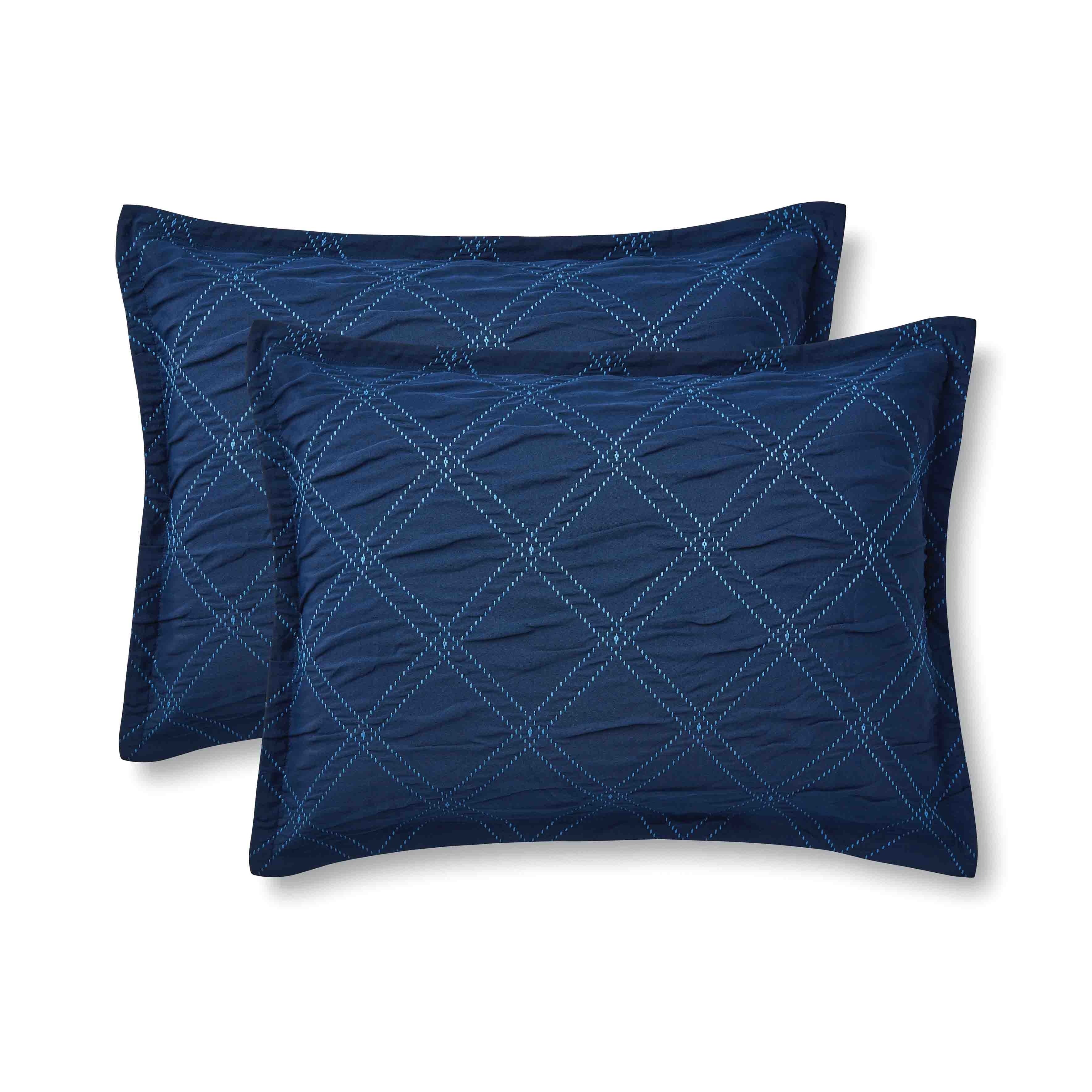 Heavyweight Warmth 5-Piece Reversible Comforter Set Navy Cross Stitch Bedding with Decor Pillow and Throw, Full/Queen - Luxurious Quilted Duvet Cover Set Detail
