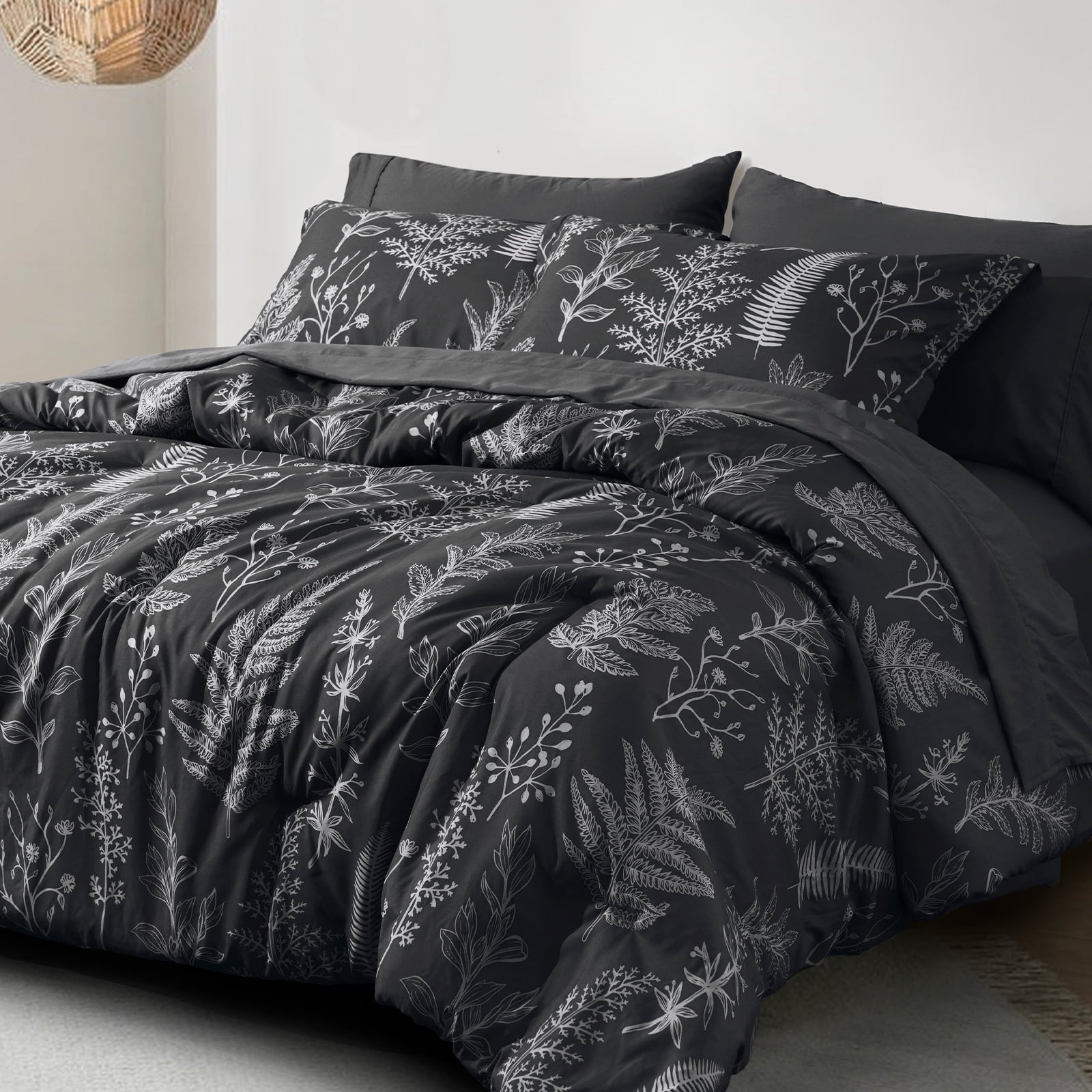 Hypoallergenic Cloud 3 Pieces Printed Comforter Set Queen Size, Lightweight Botanical Floral Bed in a Bag, Ultra Soft Bedding Set with 1 R... - Hypoallergenic Ultra-Fluffy Quilt for Winter Detail