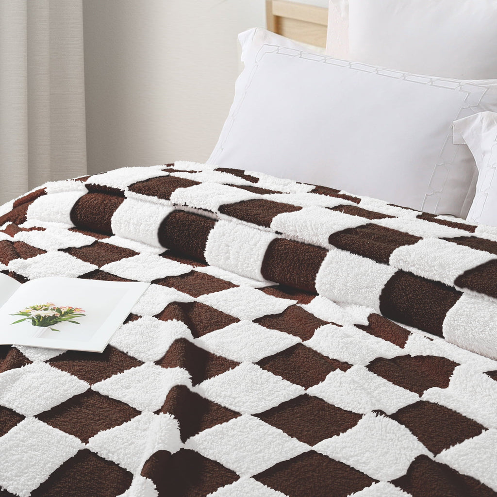 Decorative Knitted Checkered Throw Blanket, Super Soft and Warm Fluffy Fleece Blanket for Couch, Sofa, Bed, Cute Plaid Pattern, Coffee, ... - Lightweight Plush Warm Blanket for All Seasons Detail