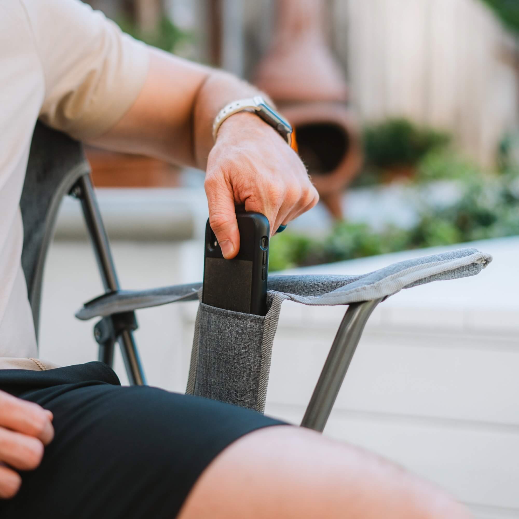 Telescoping Frame Comfort Quad Chair - Choice 989 - Ultra-Lightweight Telescoping PackSeat Travel Stool Detail
