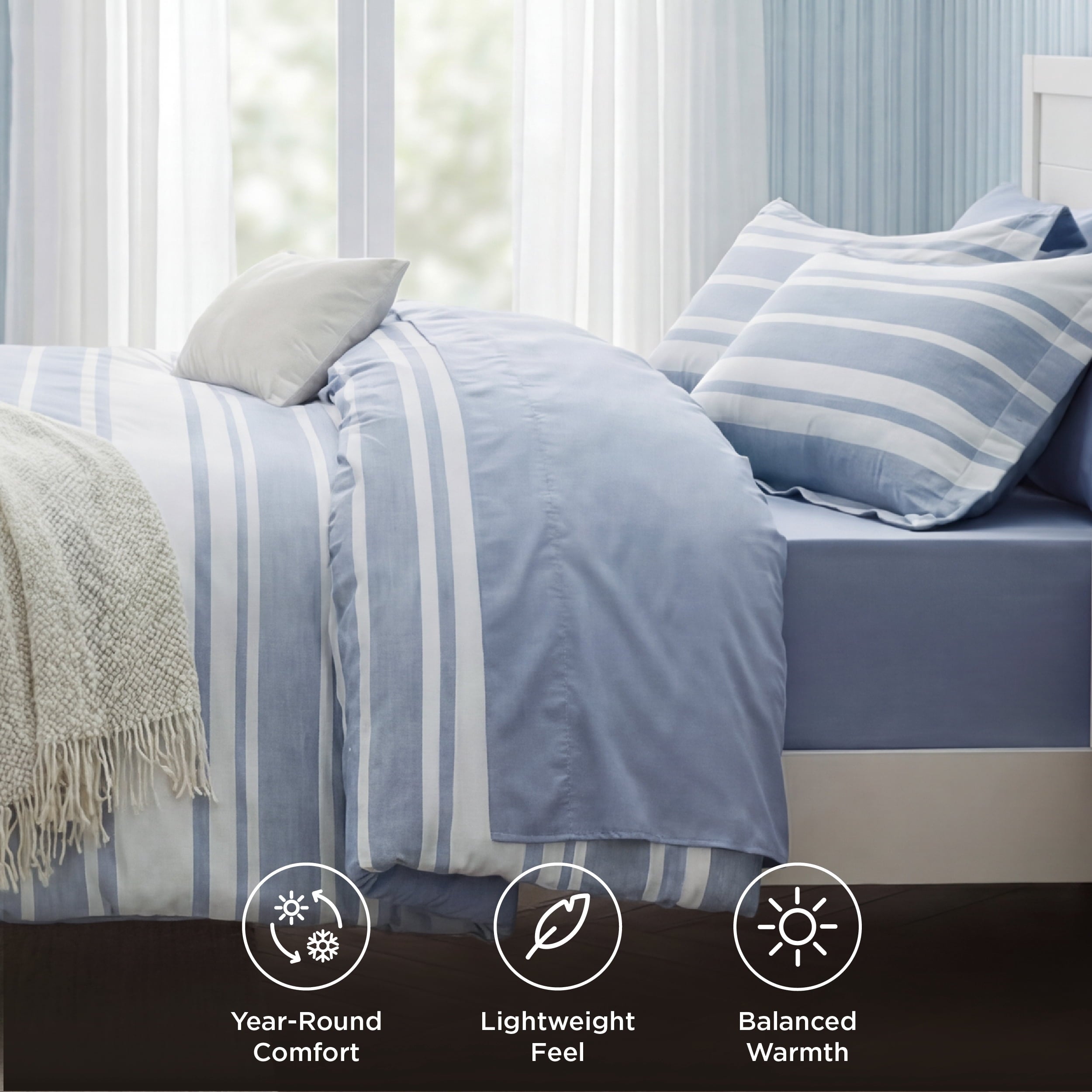Luxurious Quilted Queen Comforter Set Blue, Bed in a Bag Queen Size Bedding 7-Pieces, Striped Bedding Set for All Seasons - Cloud-Like Soft Lightweight Bed Comforter Detail