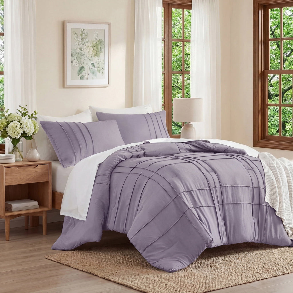 Hypoallergenic Cloud Full/Queen Comforter Set, Boho 3-Piece Pintuck Stitching Bedding Set, Soft Washed Pleated Bed Sets with Pillow Shams,... - All-Season Down Alternative Comforter Insert Detail