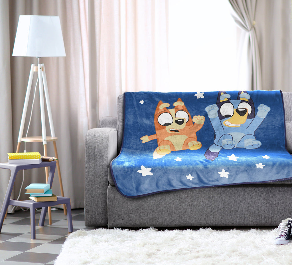Super Soft Flannel In The Dream Kids Throw Blanket, 46 x 60, Microfiber, Blue, BBC Studios Ages 1+ - Super Soft Reversible Sherpa Flannel Blanket Detail