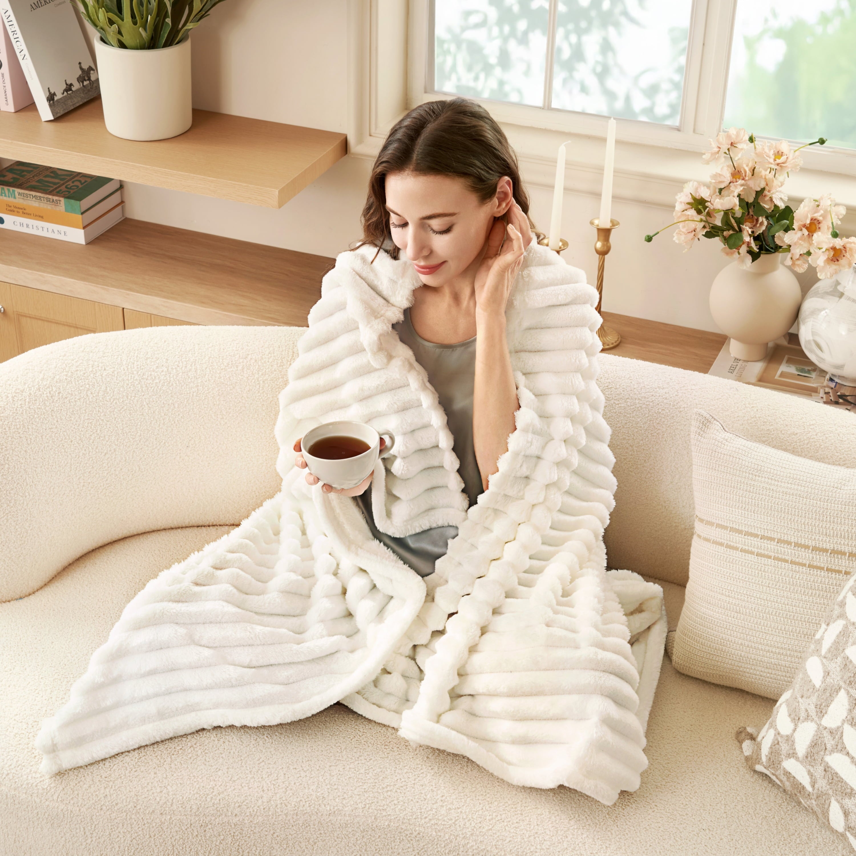 Decorative Knitted Throw Blanket for Couch,Bed,Sofa,White Flannel Blanket,Soft Throw Blanket ,Gifts for Women Mom Girls,Throw Home Room ... - Luxury Knitted Decorative Throw Blanket with Fringes Detail