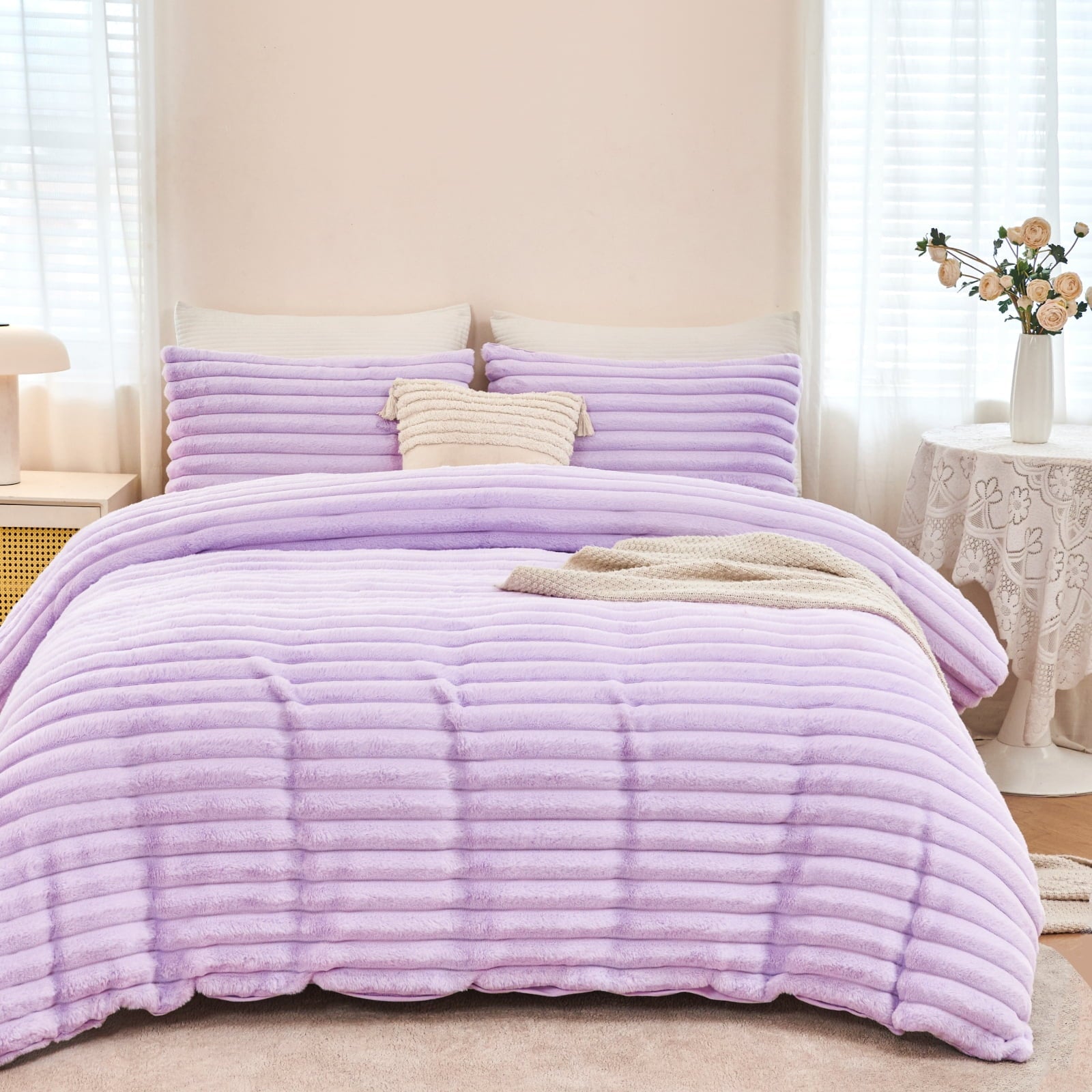 All-Season Fleece Twin Comforter Set, Light Purple Super Soft Furry Plush Bedding, Luxury Fluffy Fuzzy Heavy Bed Set for Winter ... - Hypoallergenic Ultra-Fluffy Quilt for Winter Detail