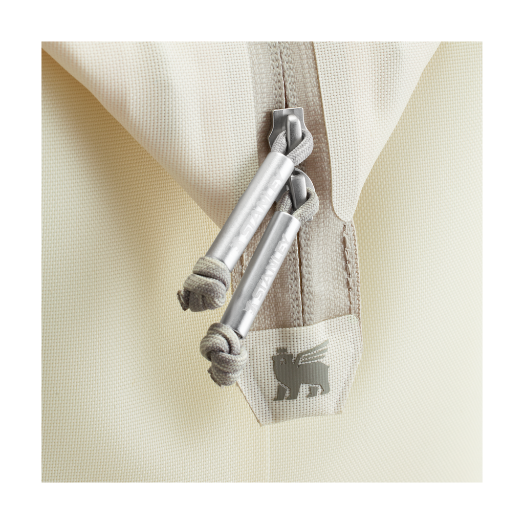 Heavy-Duty Tote The All Day Julienne Mini Cooler D052R - Heavy-Duty Ice-Retention Food & Beverage Carrier Detail