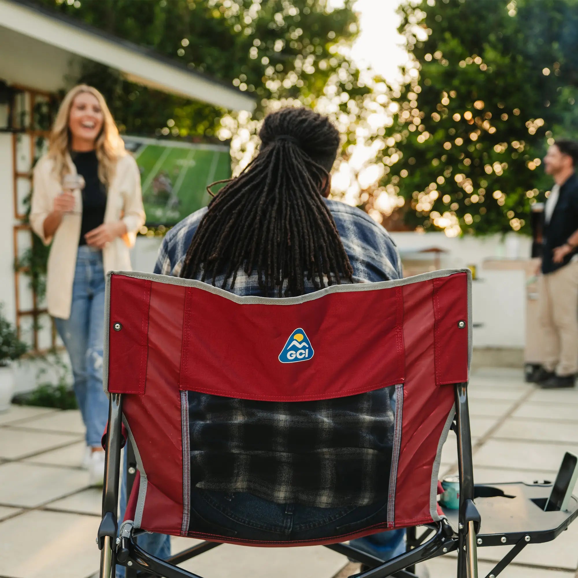Luxury Camp Freestyle Rocker XL with Side Table - Choice 836 - Patented Spring-Action Rocking Chair for Camping Detail