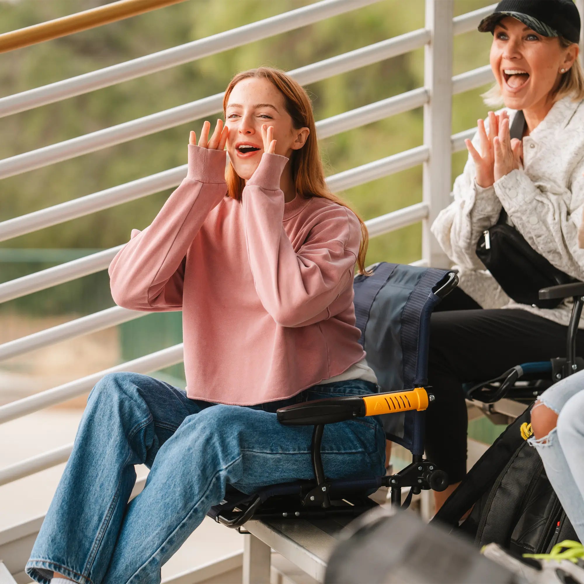 Heavy-Duty Freestyle Stadium Rock-Cliner - Choice 540 - Freestyle Rocker Portable Outdoor Folding Chair Detail