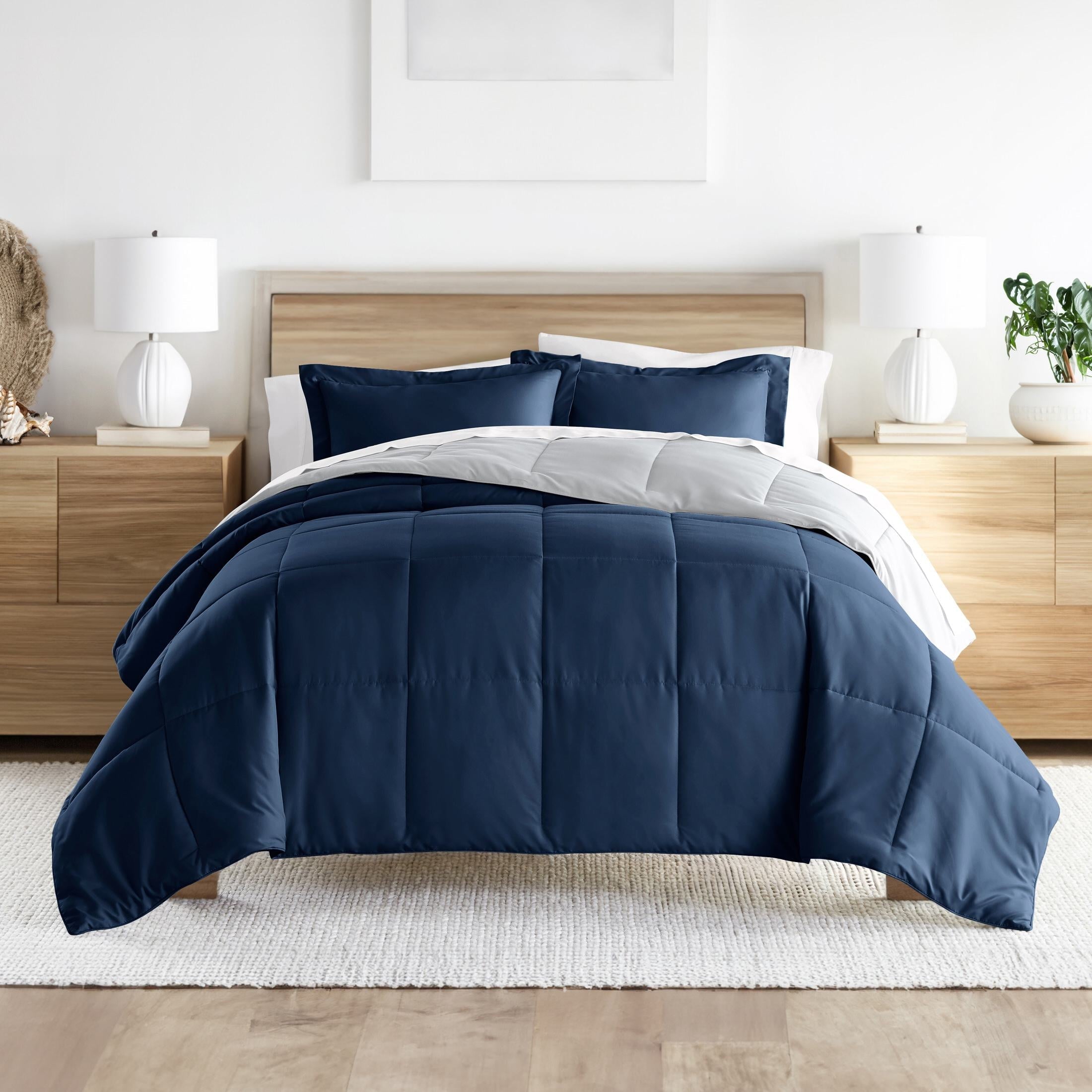 Hypoallergenic Cloud 2-Piece Navy & Gray Reversible Down Alternative Comforter Set, Twin/Twin XL - Hypoallergenic Ultra-Fluffy Quilt for Winter - Default Title