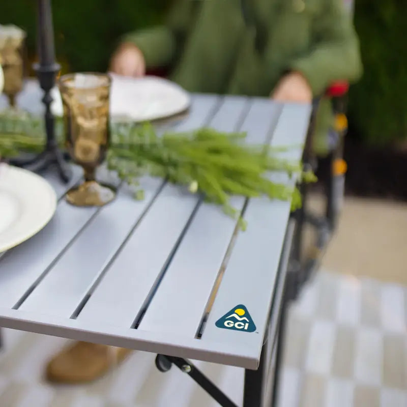 Portable Staging Slim-Fold Table XL - Choice 651 - Portable Camping Table with Heat-Resistant Countertop Detail