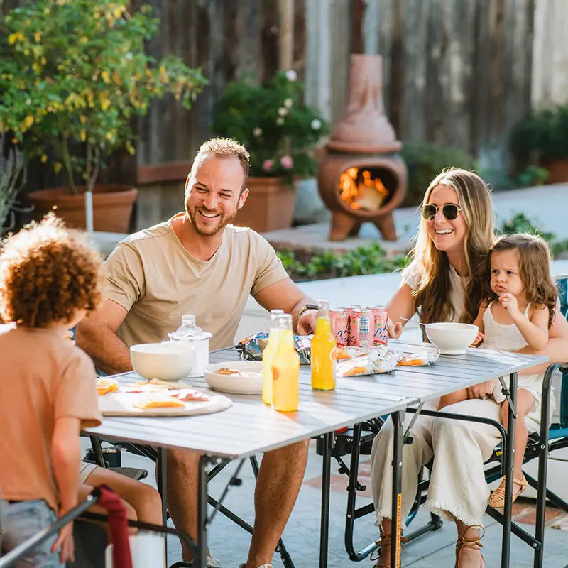 Portable Staging Slim-Fold Table XL - Choice 651 - Portable Camping Table with Heat-Resistant Countertop Detail