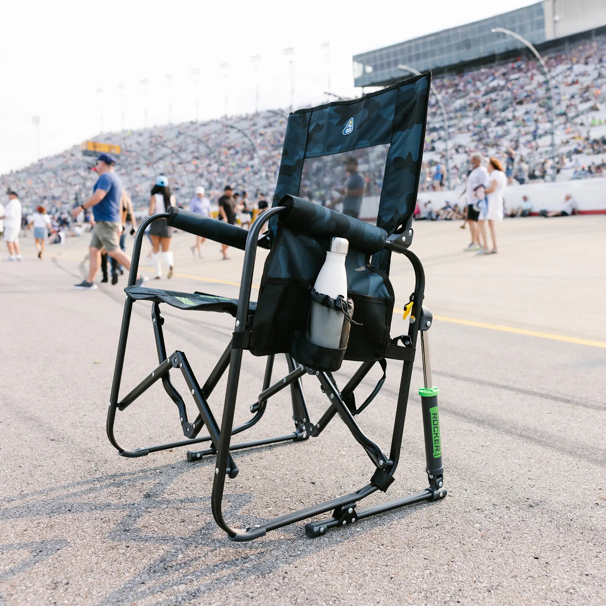 Patented Spring-Action Stowaway Rocker - Choice 794 - Heavy-Duty Kickback Rocker with Beverage Holder Detail
