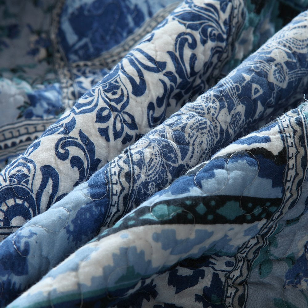 Fluffy Down Alternative Quilt Comforter Cotton Bedding Set With Shams, Vintage Blue, King - Cloud-Like Soft Lightweight Bed Comforter Detail